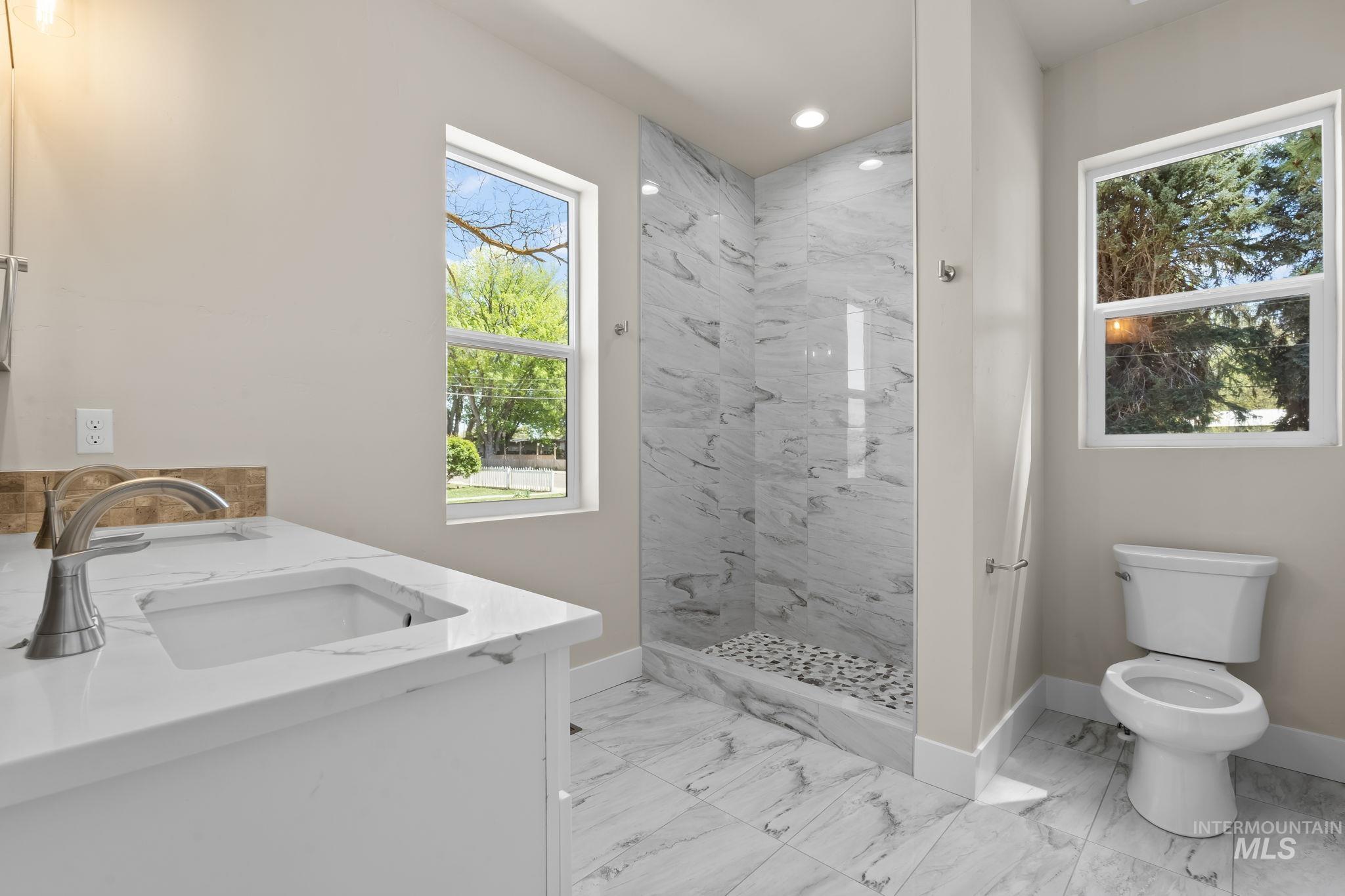 780 S 3rd St, Mountain Home, Idaho 83647, 3 Bedrooms, 2 Bathrooms, Residential For Sale, Price $345,000, 98968800