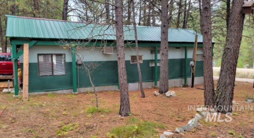 22 Lantz Way, Lowman, Idaho 83637, 1 Bedroom, 1 Bathroom, Residential For Sale, Price $170,000, 98968812