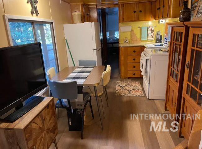 22 Lantz Way, Lowman, Idaho 83637, 1 Bedroom, 1 Bathroom, Residential For Sale, Price $170,000, 98968812