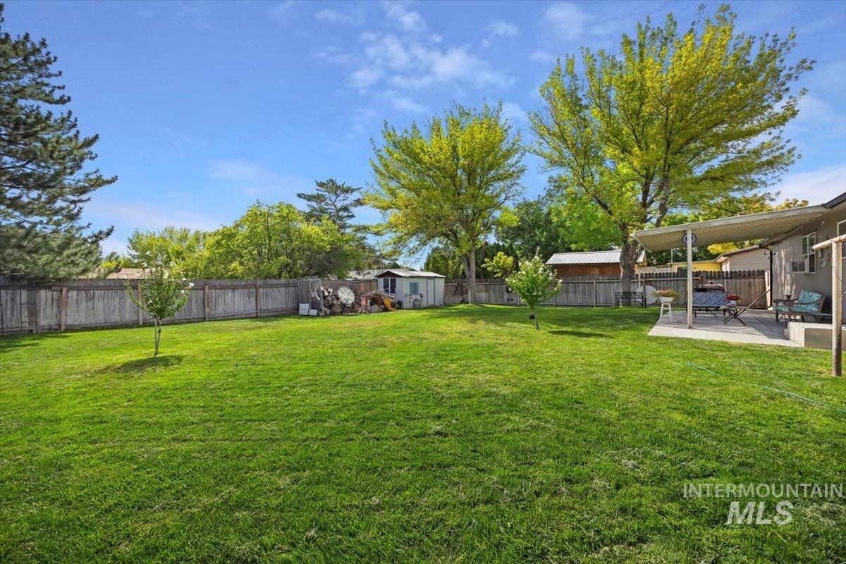 519 Wiseman, Hansen, Idaho 83338, 3 Bedrooms, 1 Bathroom, Residential For Sale, Price $265,000, 98968823