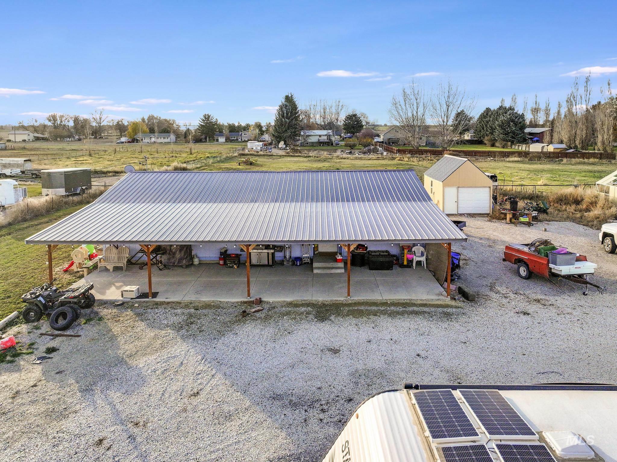 89 S 860 Road West, Paul, Idaho 83347-0000, 3 Bedrooms, 2 Bathrooms, Residential For Sale, Price $340,000, 98968839