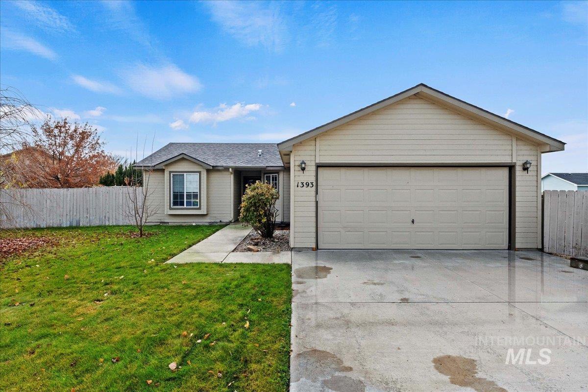 1393 W Topanga Ct, Kuna, Idaho 83634, 3 Bedrooms, 2 Bathrooms, Residential For Sale, Price $330,000, 98968840