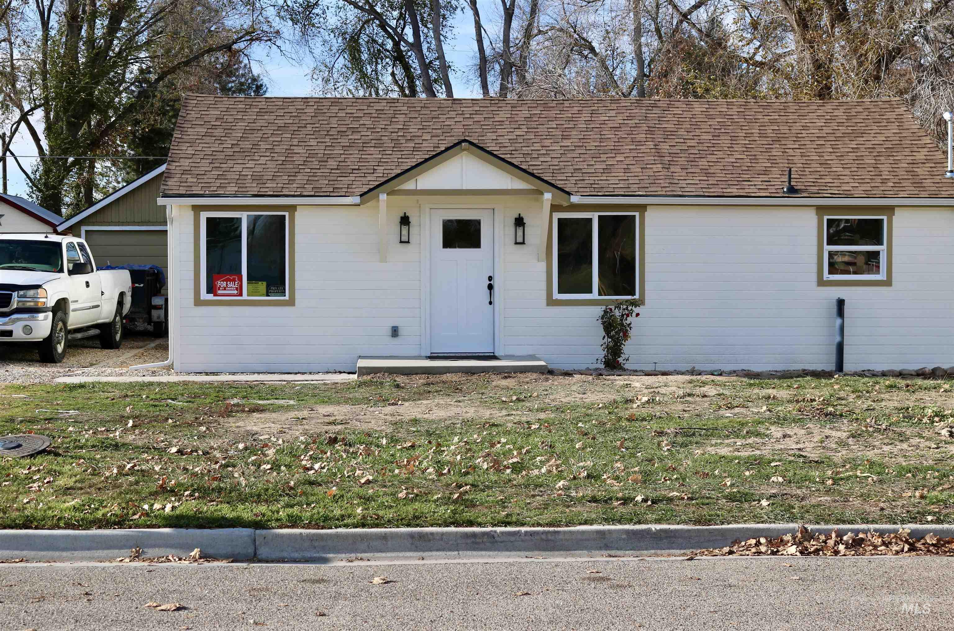 415 Mason, Nampa, Idaho 83686, 3 Bedrooms, 1.5 Bathrooms, Residential For Sale, Price $334,000, 98968848