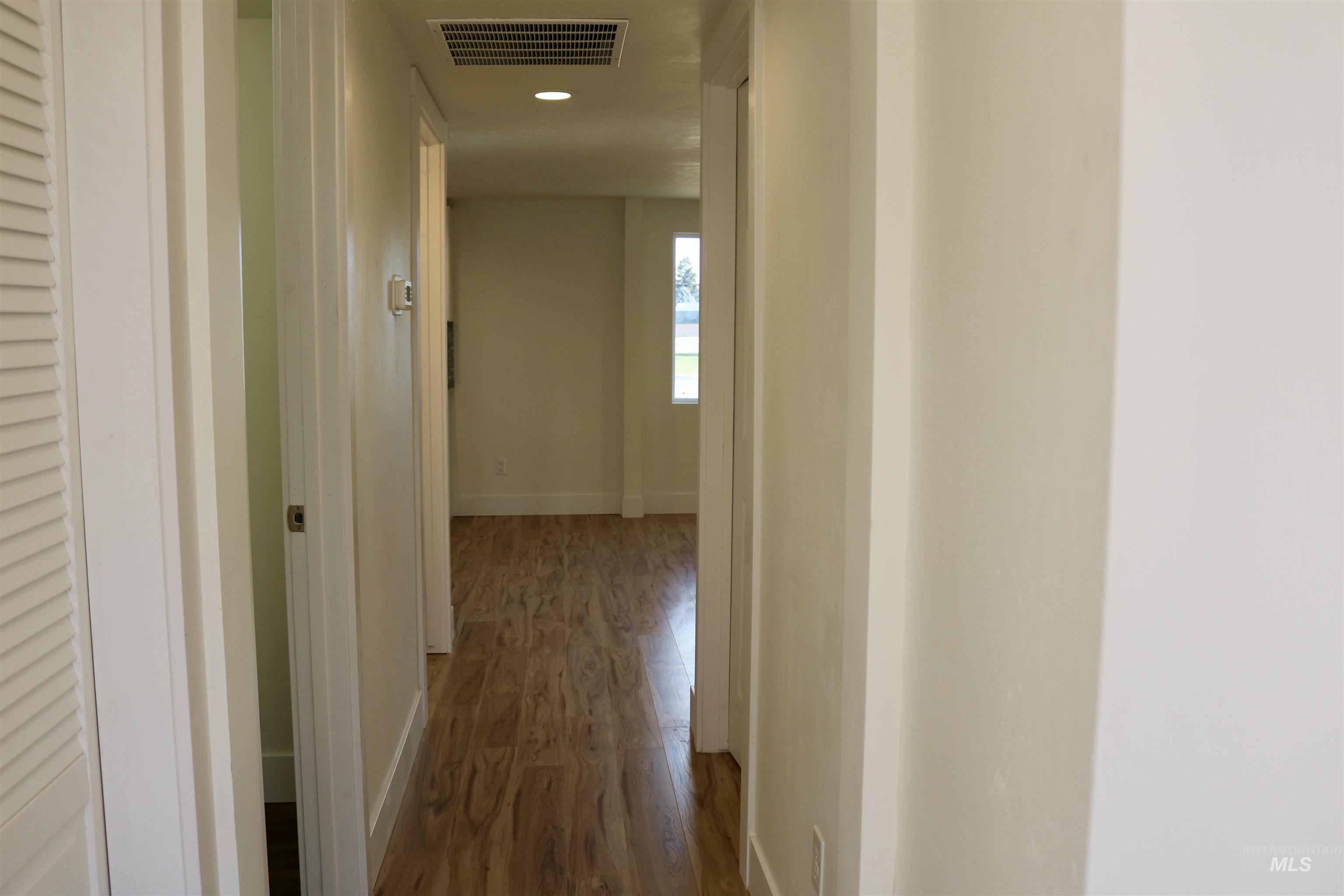 415 Mason, Nampa, Idaho 83686, 3 Bedrooms, 1.5 Bathrooms, Residential For Sale, Price $334,000, 98968848