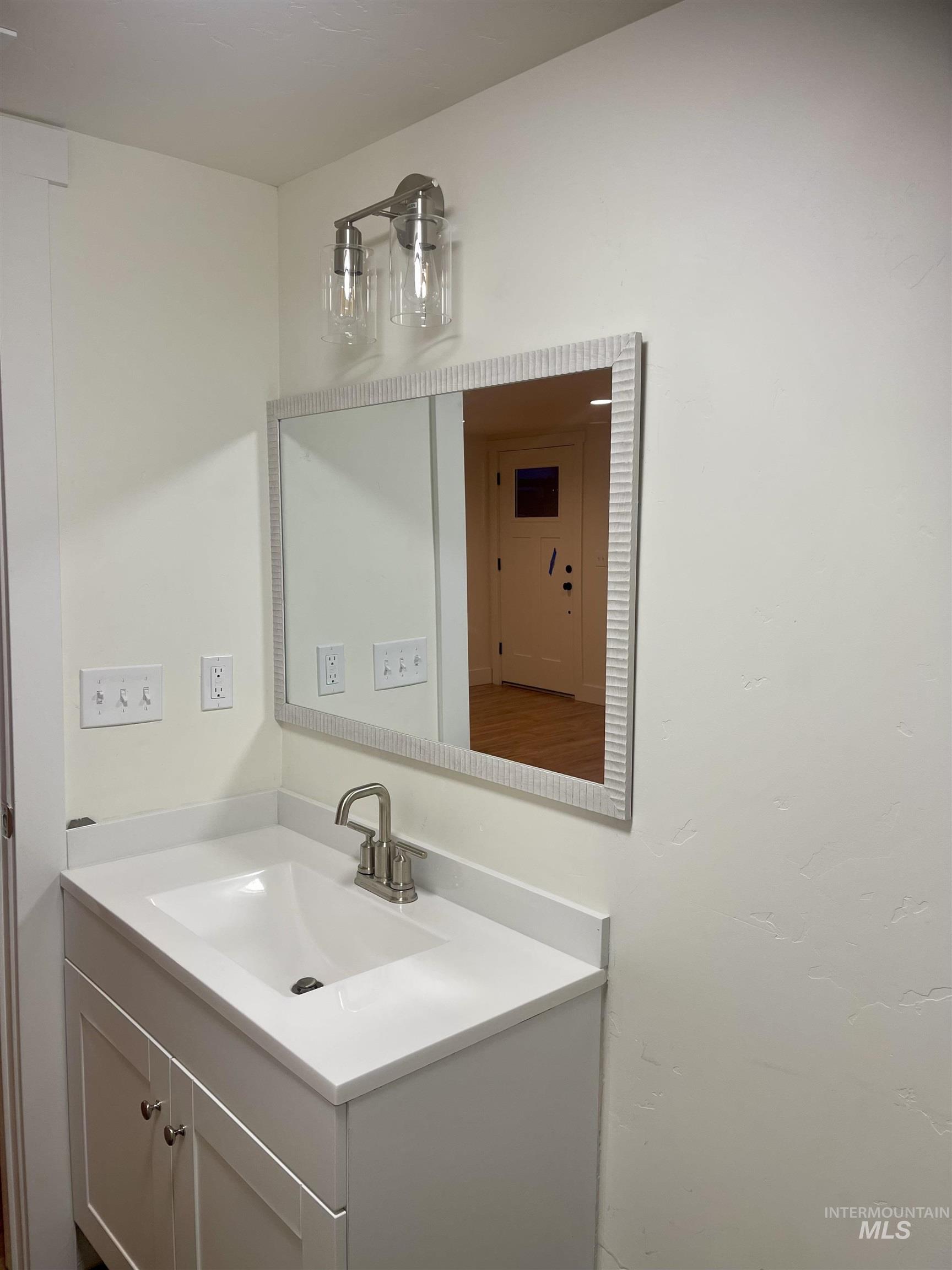 415 Mason, Nampa, Idaho 83686, 3 Bedrooms, 1.5 Bathrooms, Residential For Sale, Price $334,000, 98968848