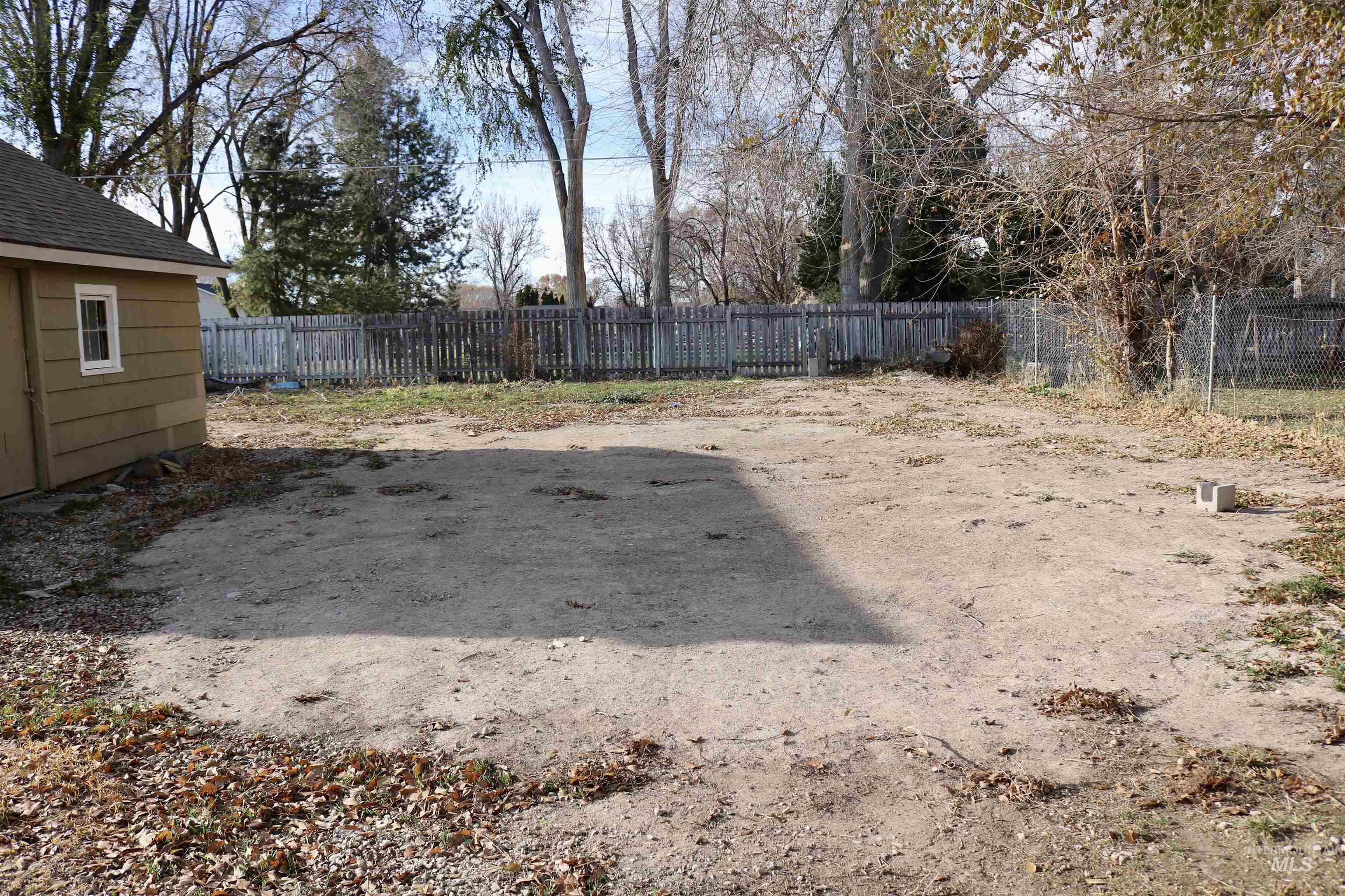 415 Mason, Nampa, Idaho 83686, 3 Bedrooms, 1.5 Bathrooms, Residential For Sale, Price $334,000, 98968848