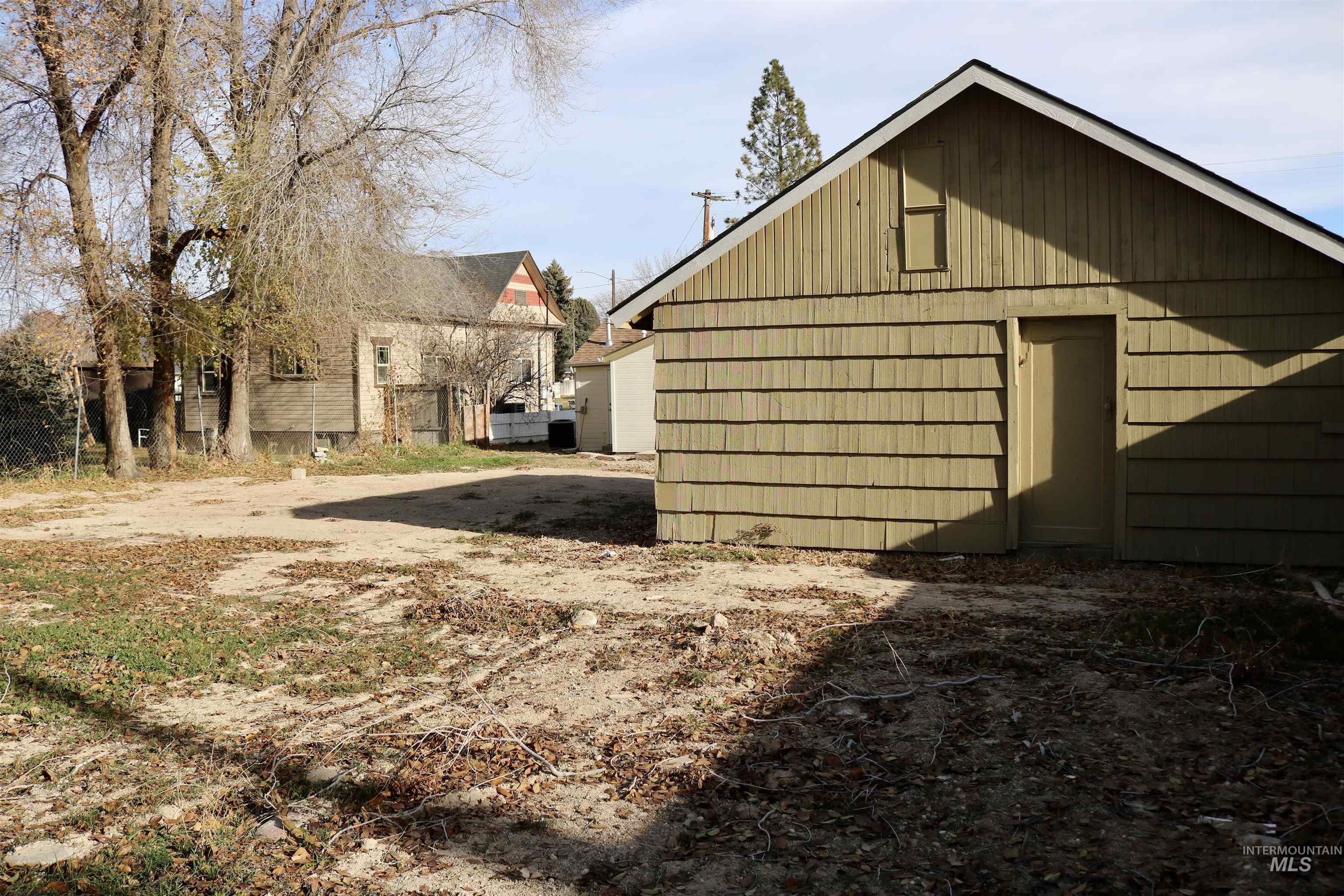 415 Mason, Nampa, Idaho 83686, 3 Bedrooms, 1.5 Bathrooms, Residential For Sale, Price $334,000, 98968848