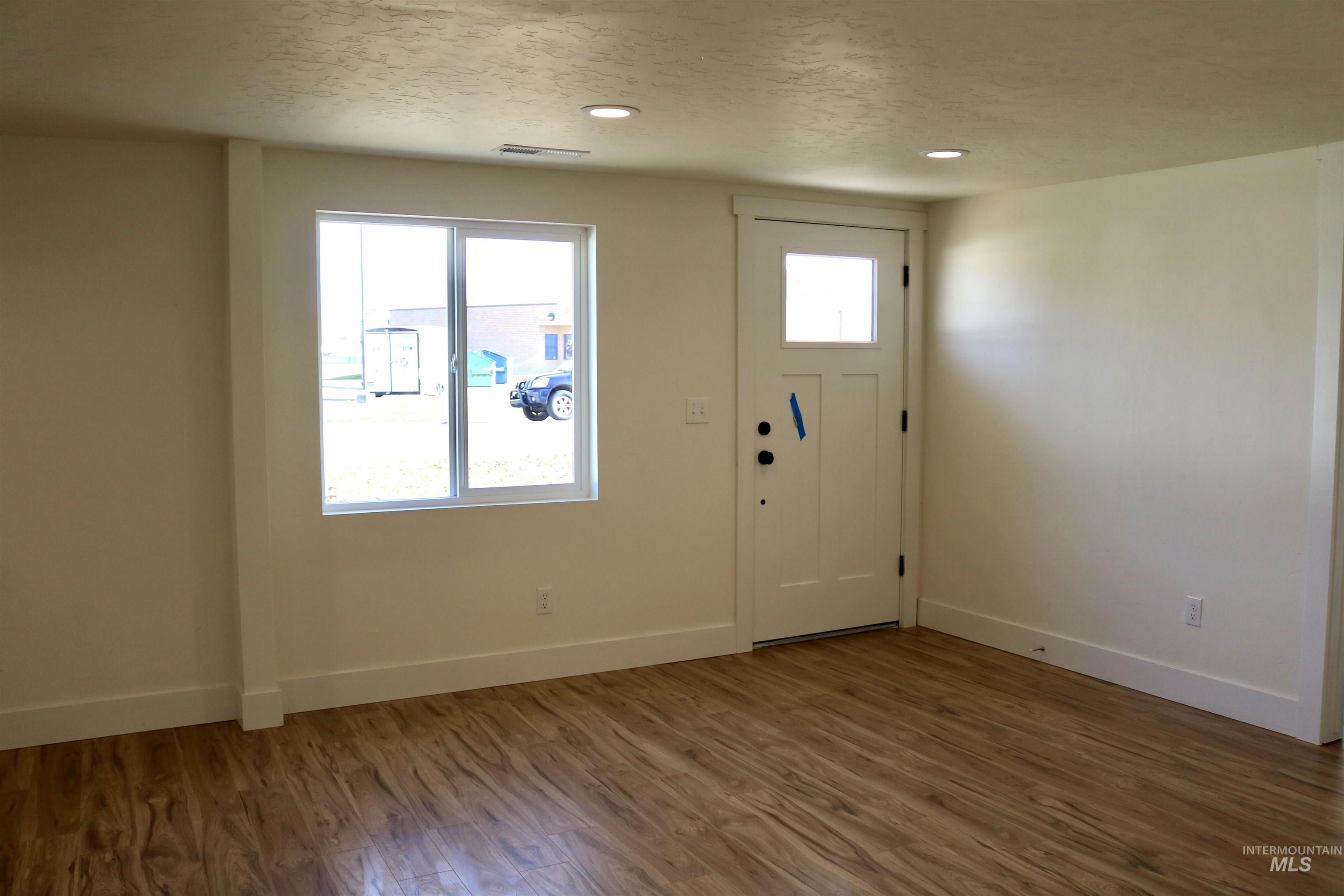 415 Mason, Nampa, Idaho 83686, 3 Bedrooms, 1.5 Bathrooms, Residential For Sale, Price $334,000, 98968848