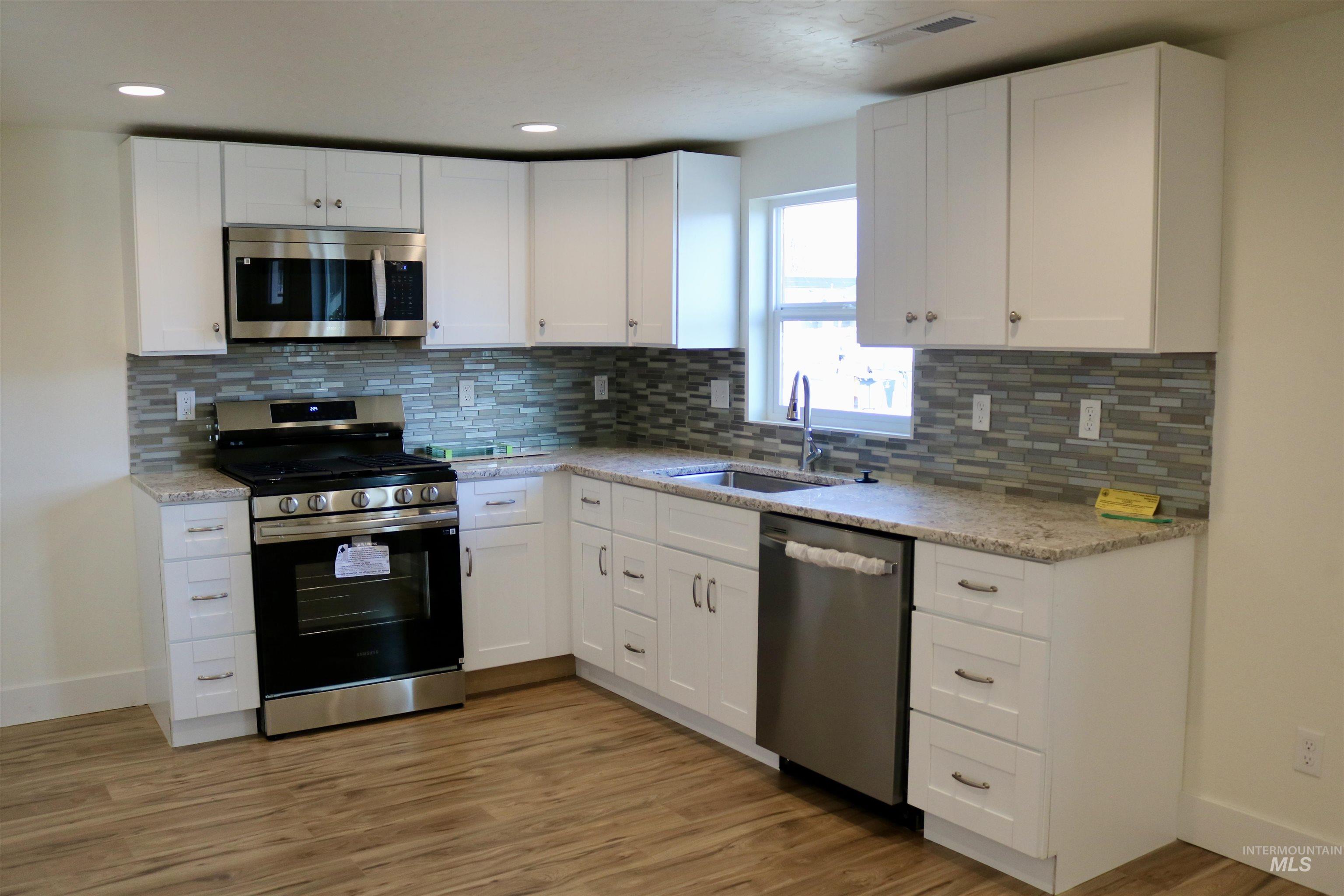 415 Mason, Nampa, Idaho 83686, 3 Bedrooms, 1.5 Bathrooms, Residential For Sale, Price $334,000, 98968848