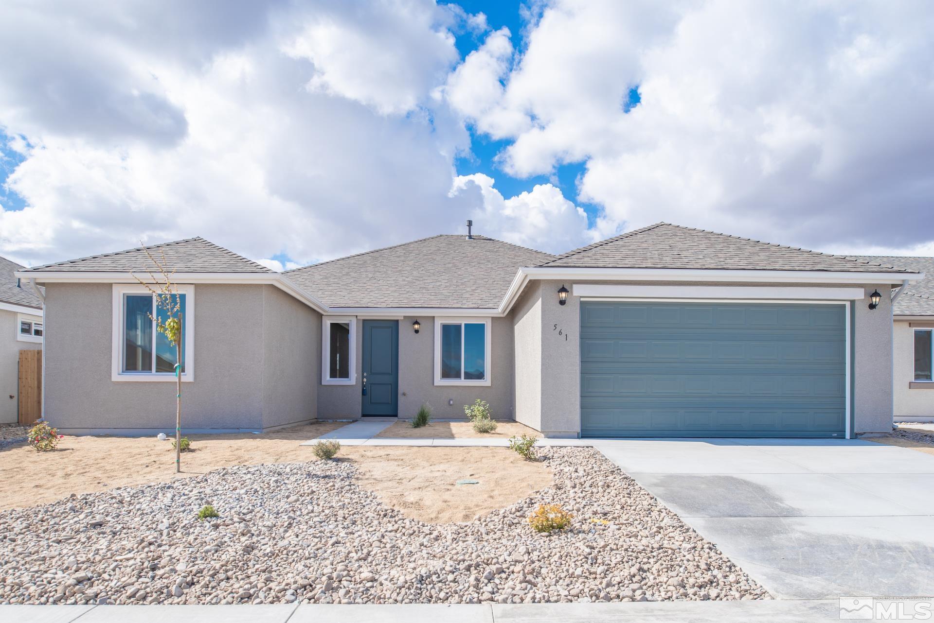 561 Country Hollow 149, Fernley, NV 89408