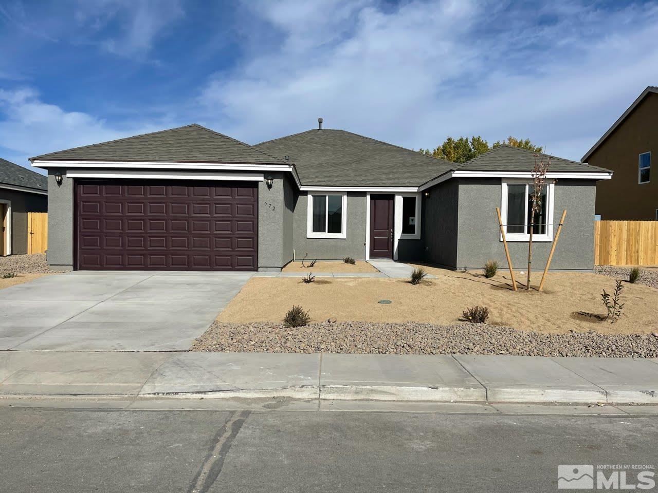 572 Country Hollow Drive 163, Fernley, NV 89408