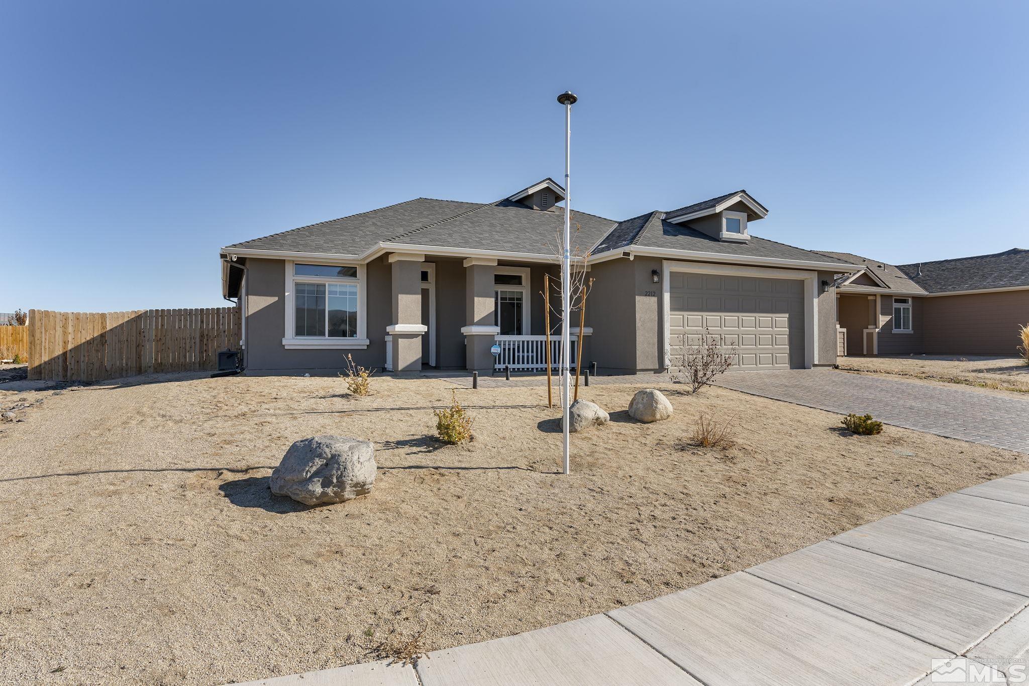 2212 Windrow Dr, Fernley, NV 89408