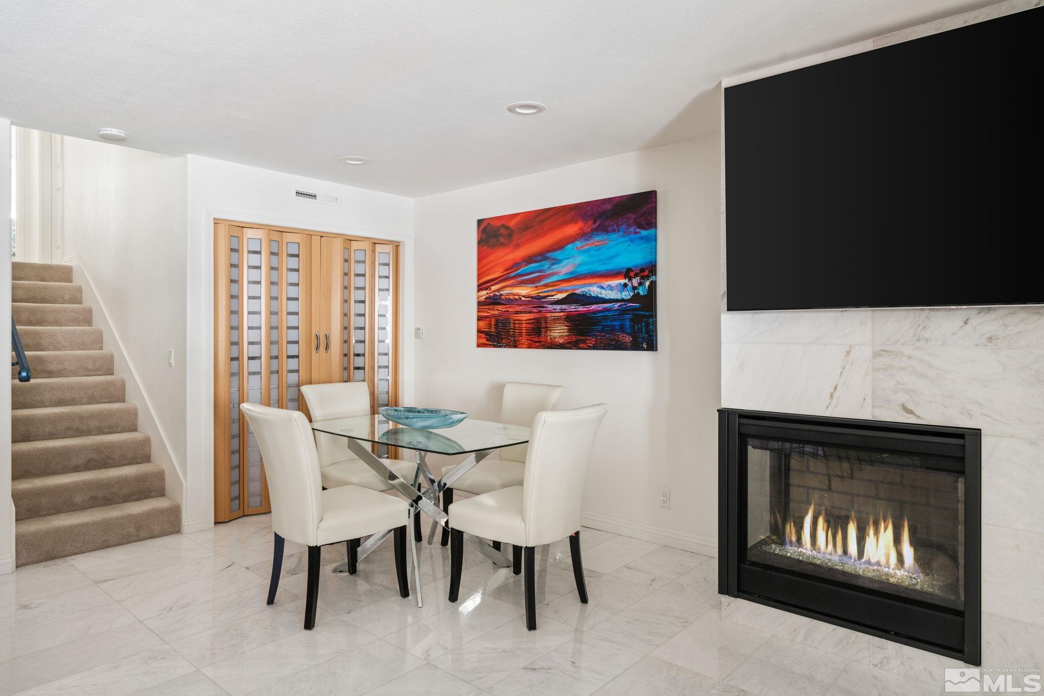 Photo #5: 230003538 Listing 