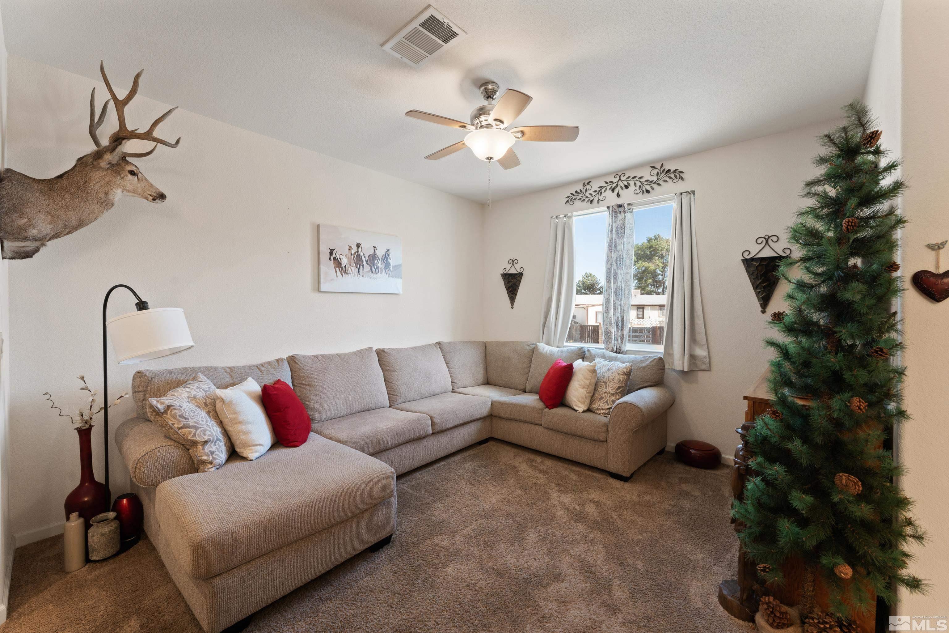 Photo #3: 230009288 Listing 