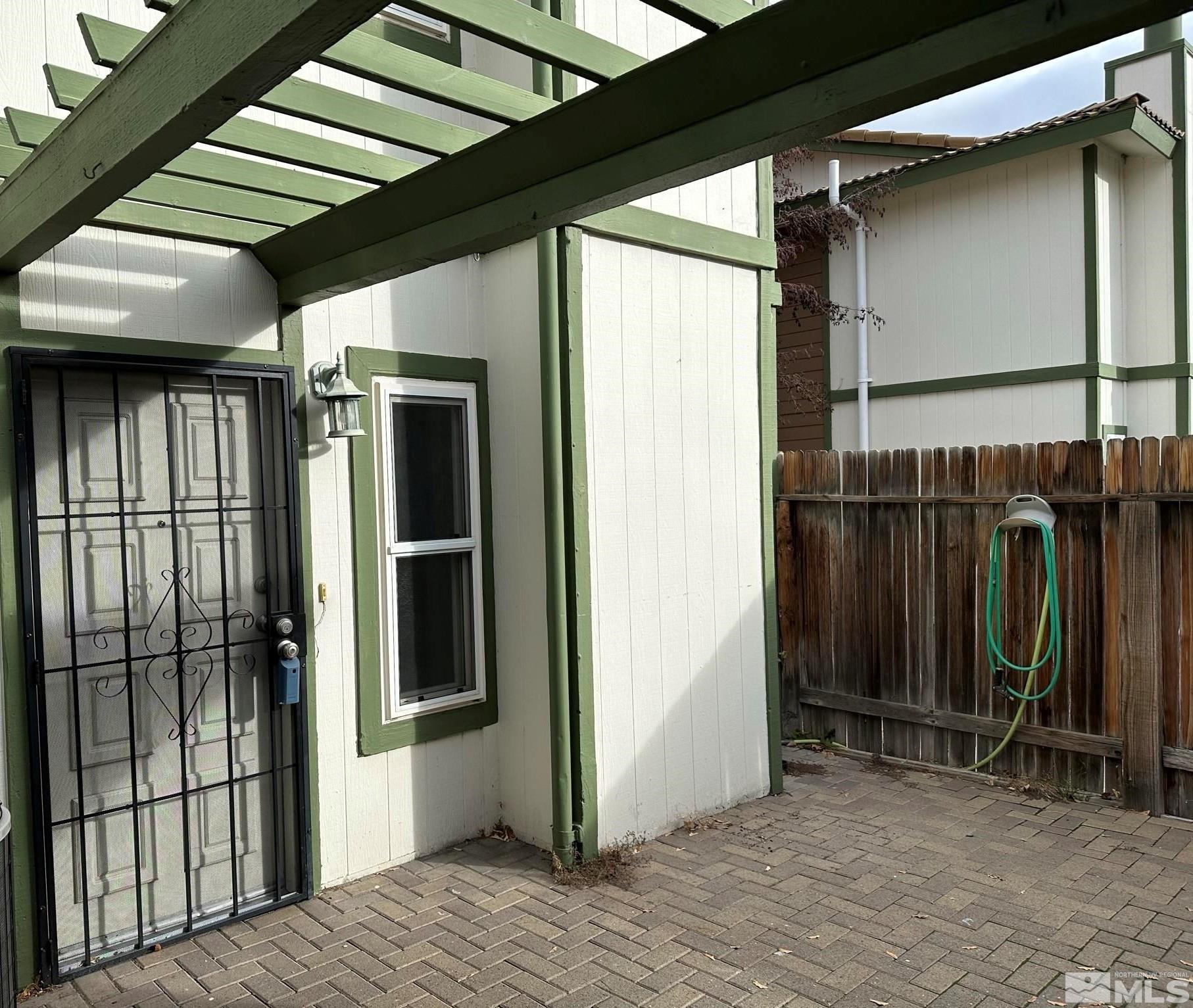 Photo #2: 230011739 Listing 