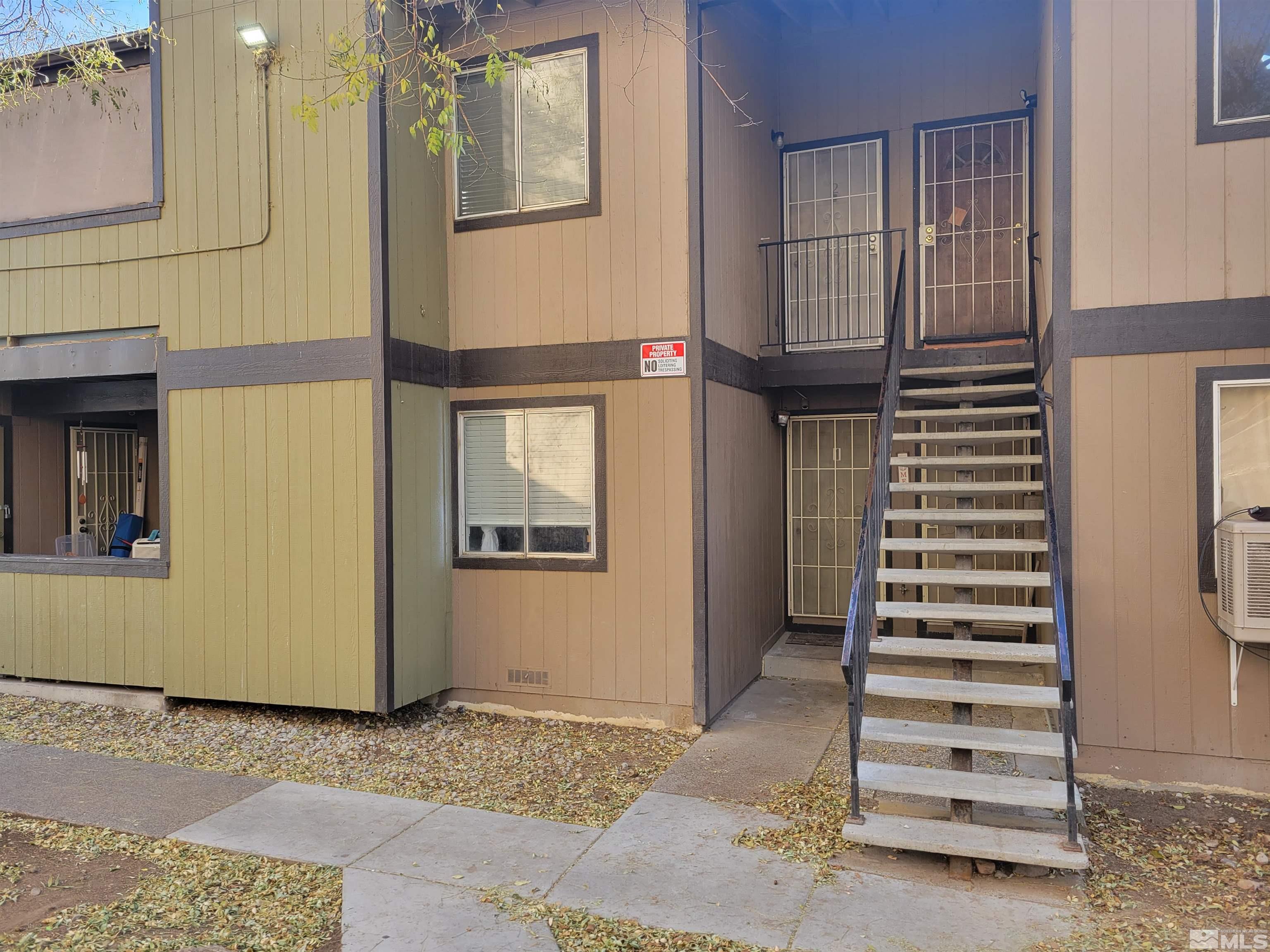 Photo #3: 230013425 Listing 
