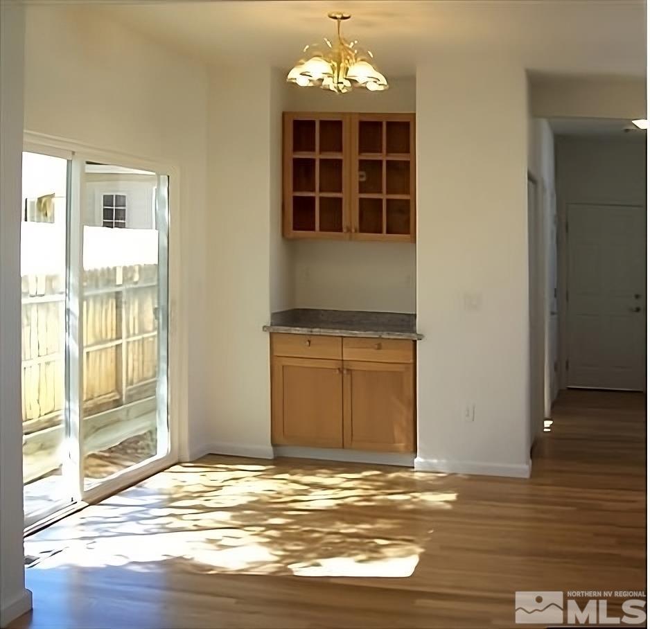 Photo #3: 230013916 Listing 