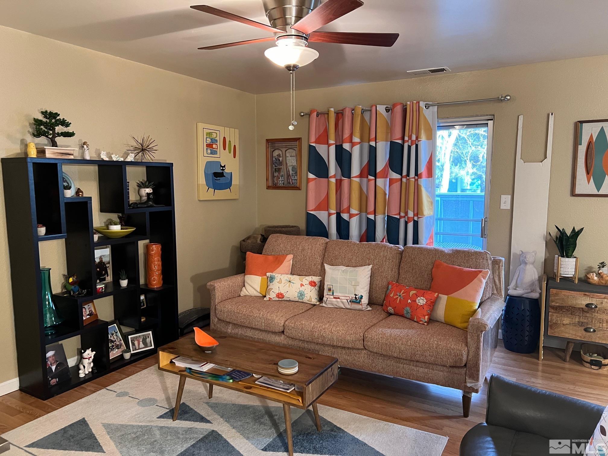 Photo #3: 240000523 Listing 