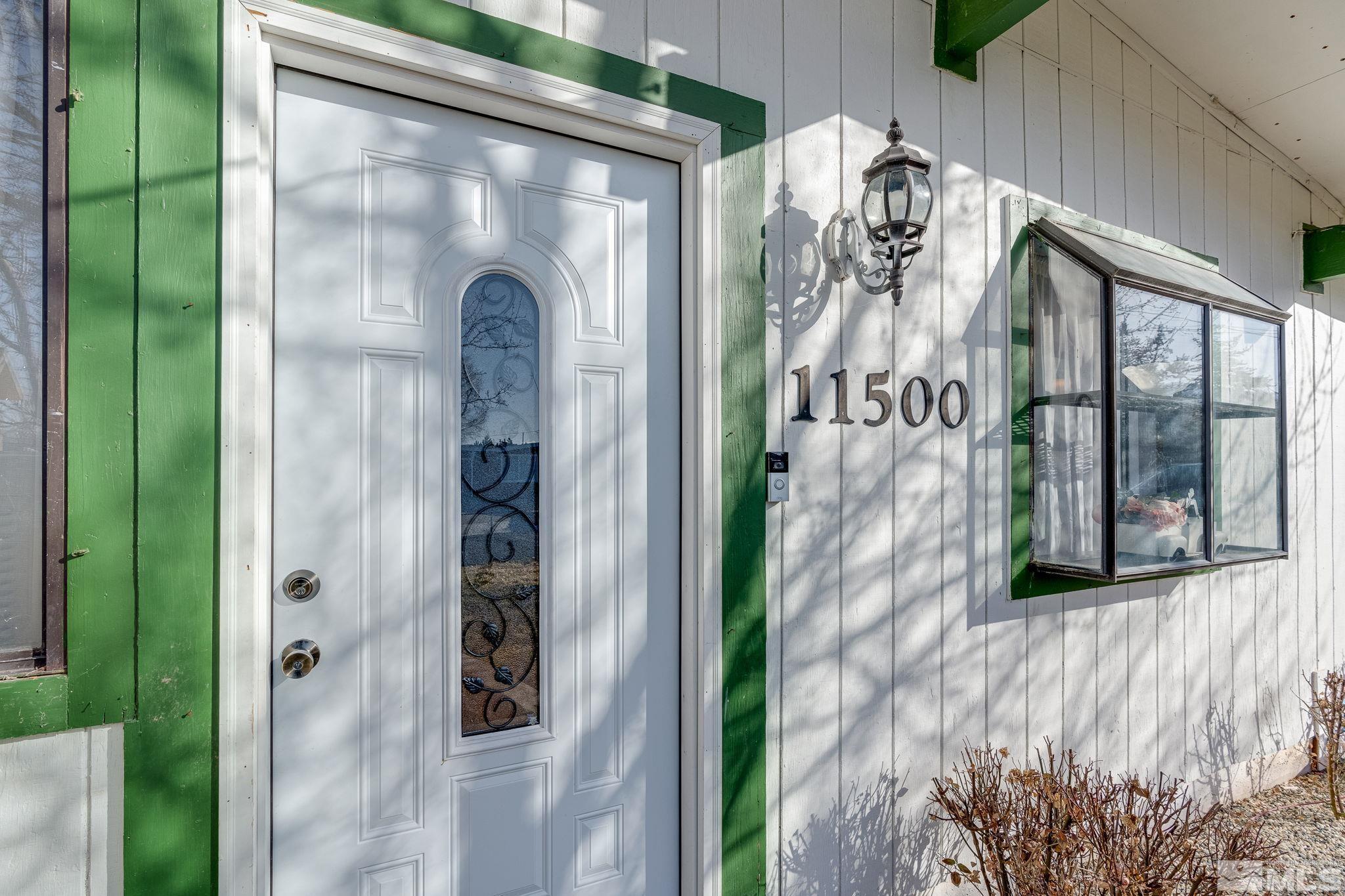 Photo #3: 240001940 Listing 