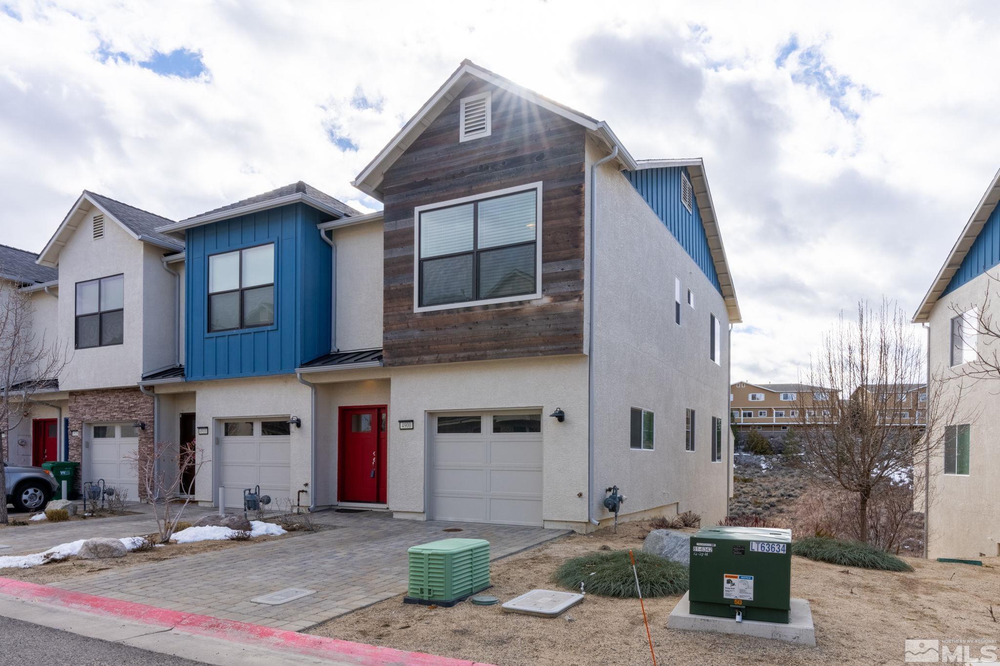 Photo #3: 240002494 Listing 