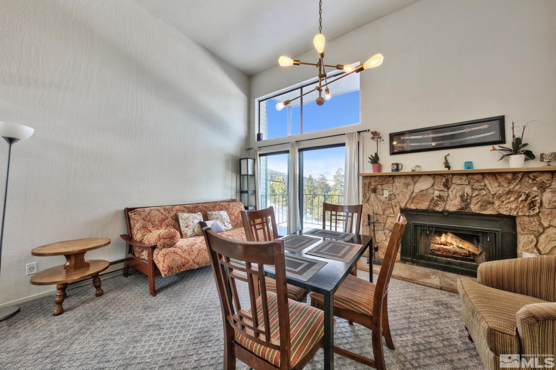Photo #3: 240002507 Listing 