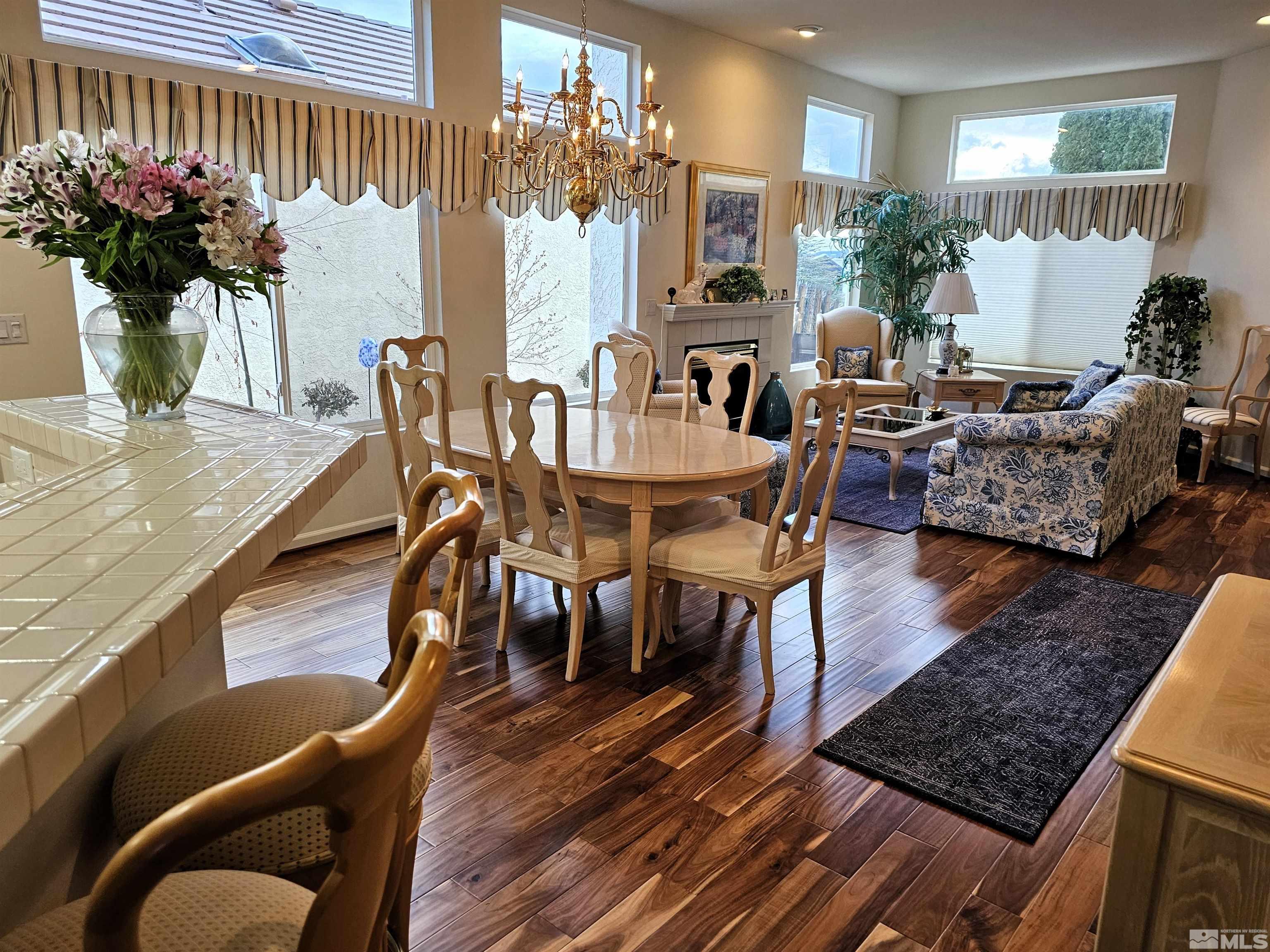Photo #6: 240002535 Listing 