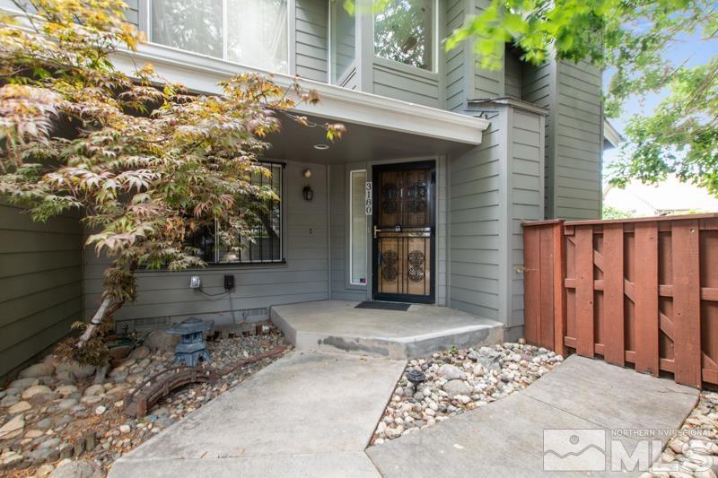 Photo #2: 240002633 Listing 