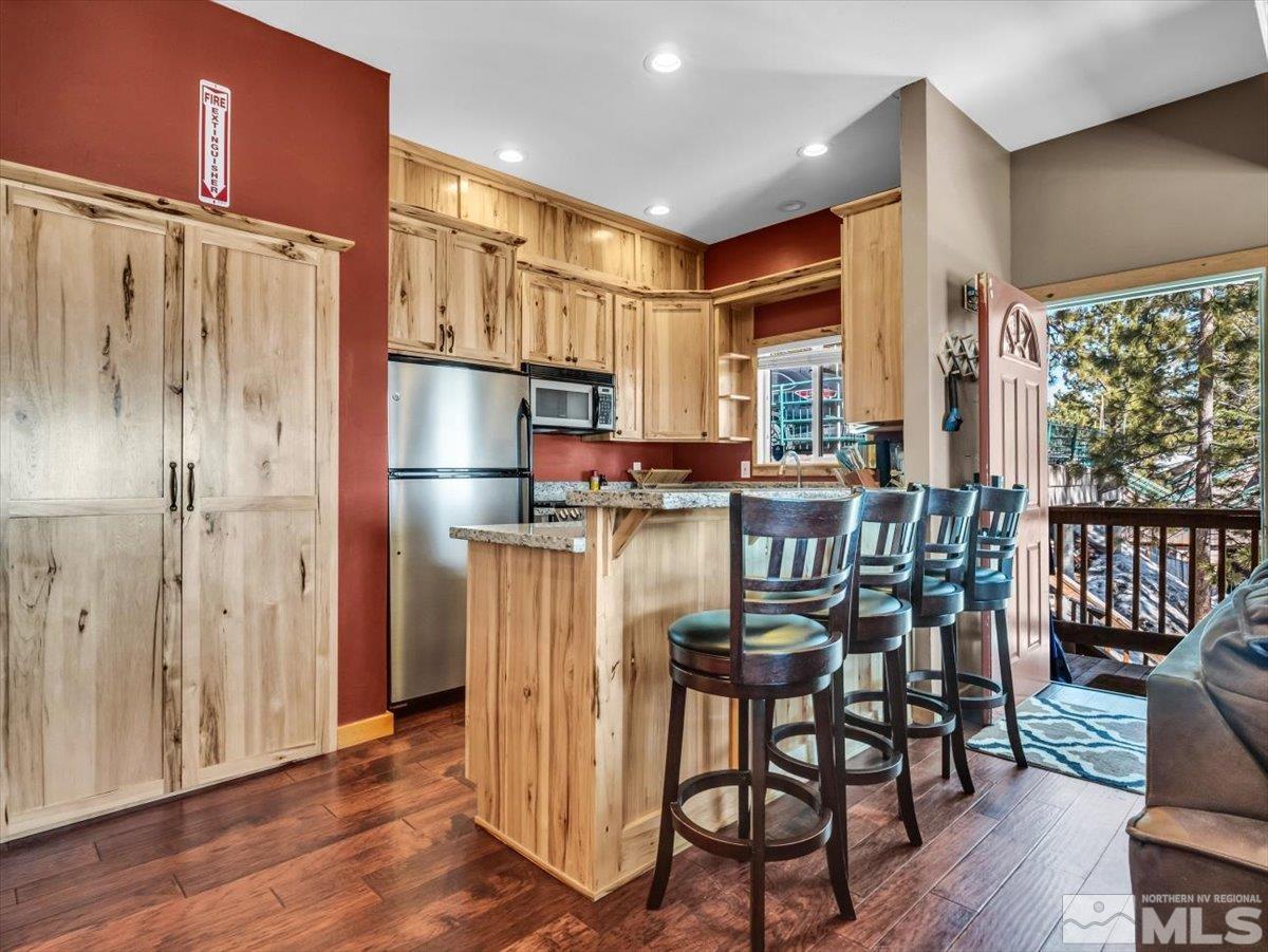 Photo #6: 240004064 Listing 