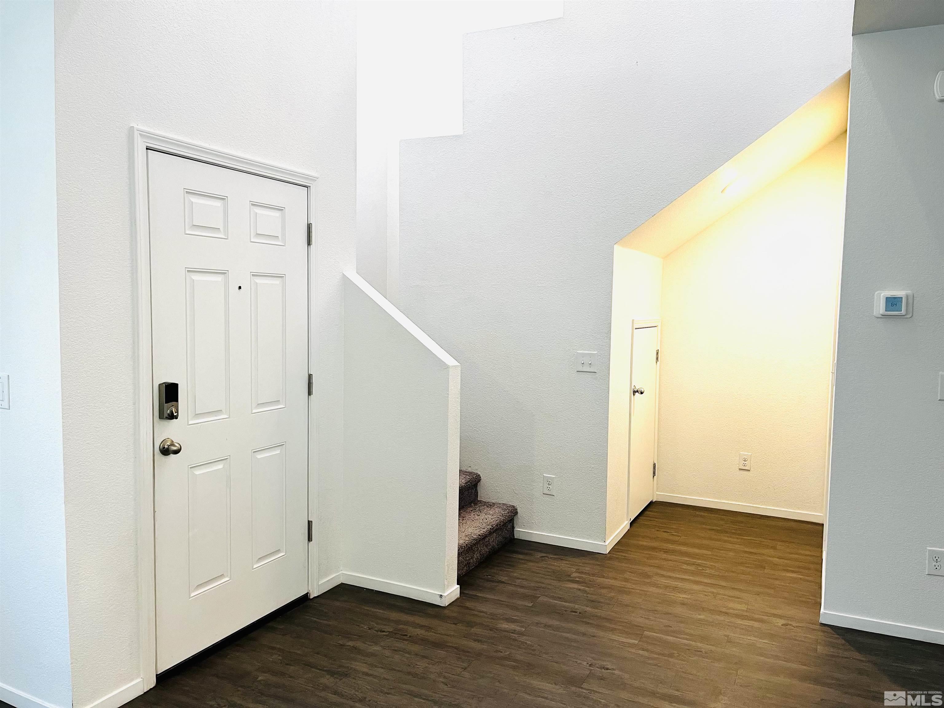 Photo #5: 240004713 Listing 