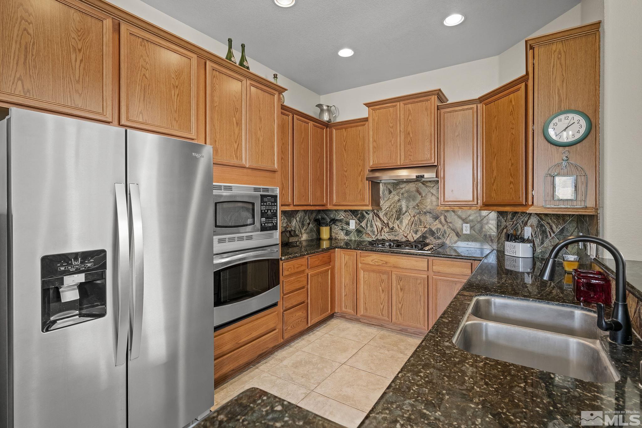 Photo #5: 240004725 Listing 