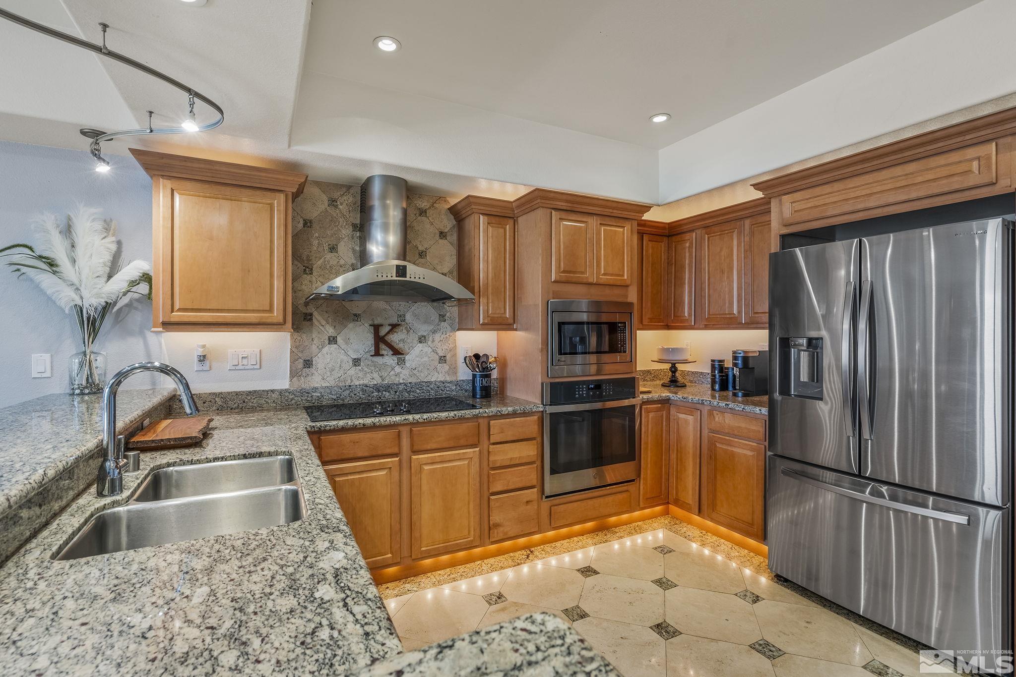 Photo #4: 240004761 Listing 