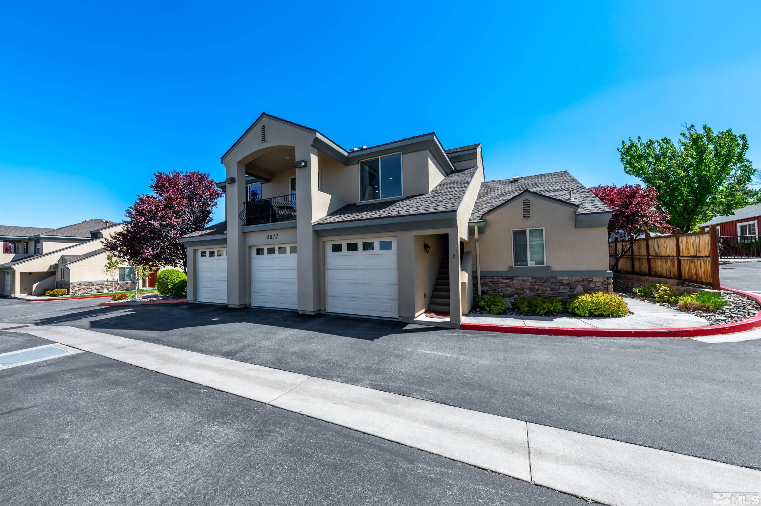 Photo #3: 240004805 Listing 