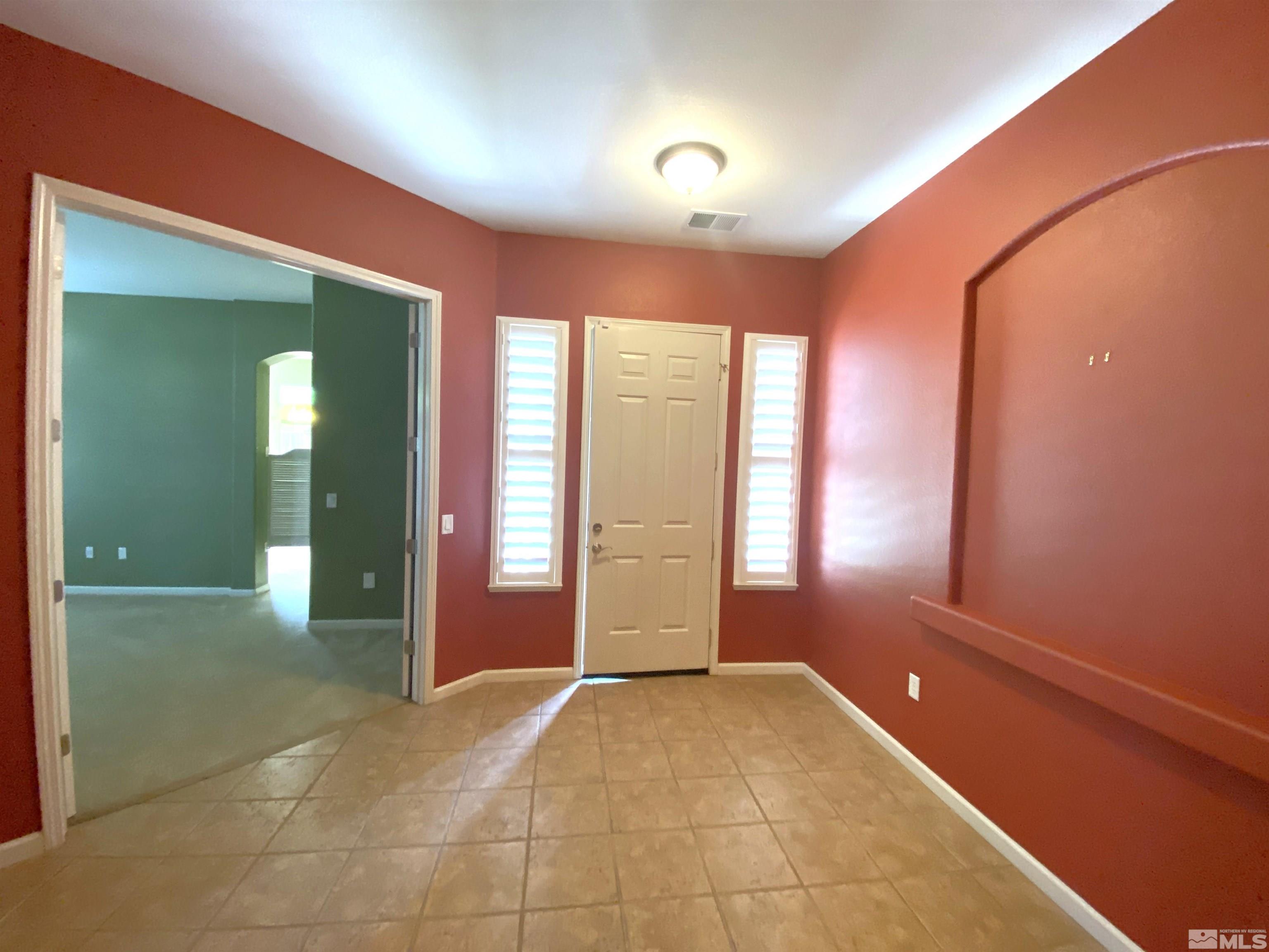 Photo #5: 240005006 Listing 