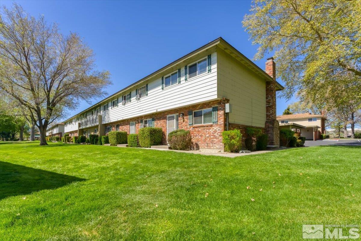 Photo #2: 240005035 Listing 