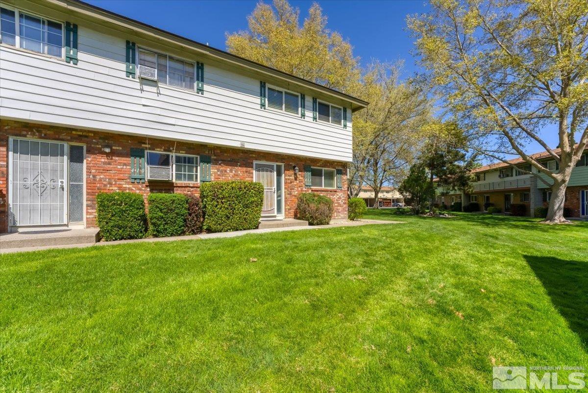 Photo #3: 240005035 Listing 