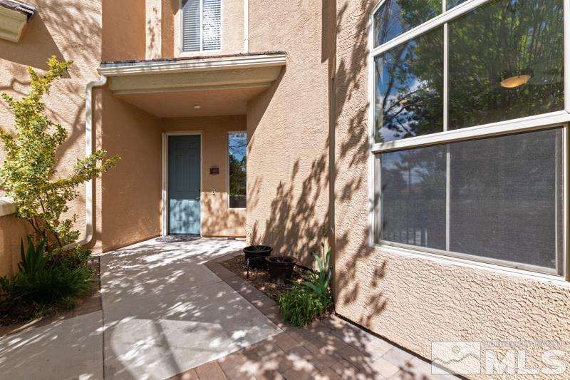 Photo #2: 240005130 Listing 