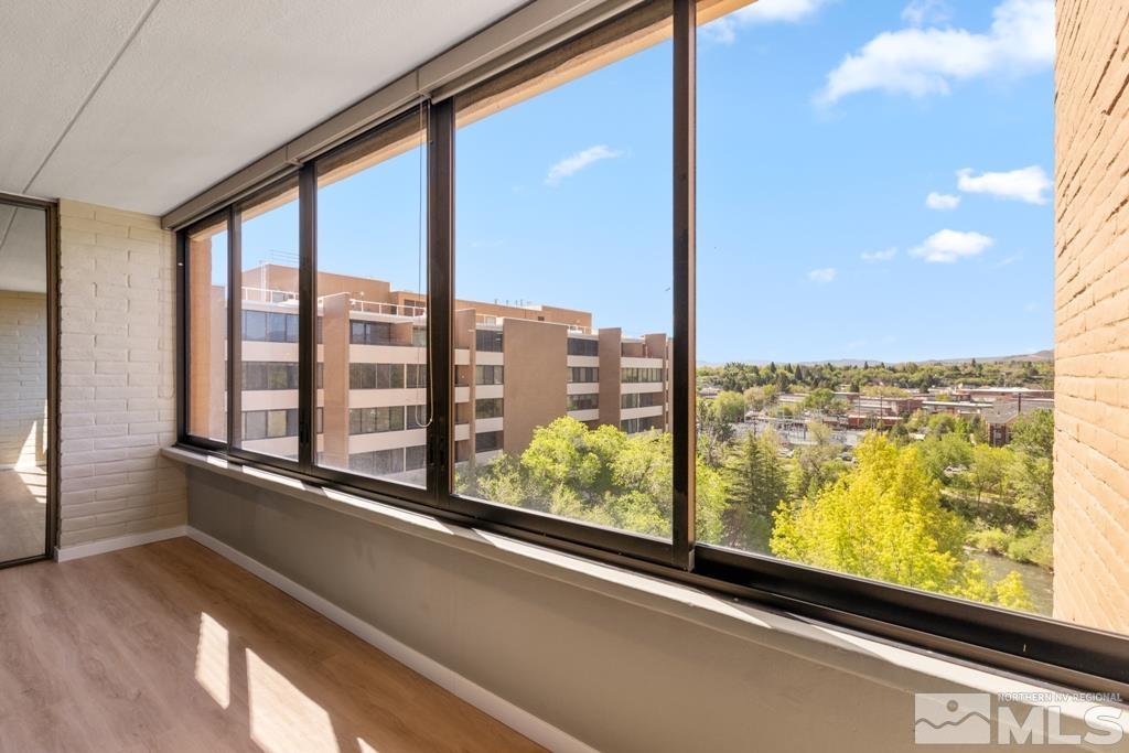Photo #3: 240005715 Listing 