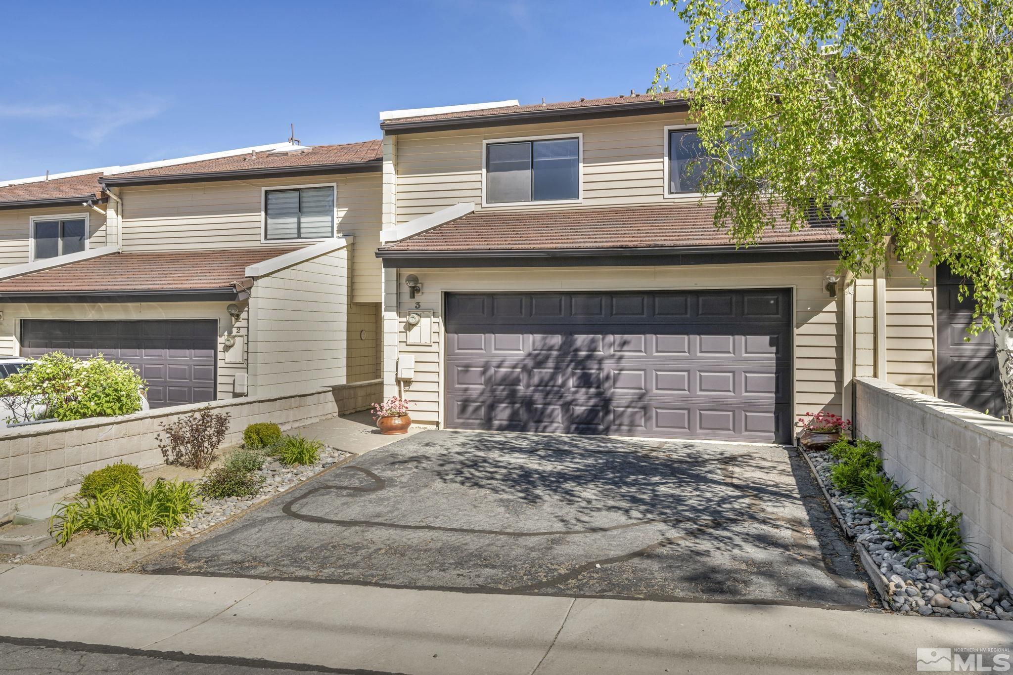 Photo #5: 240005767 Listing 