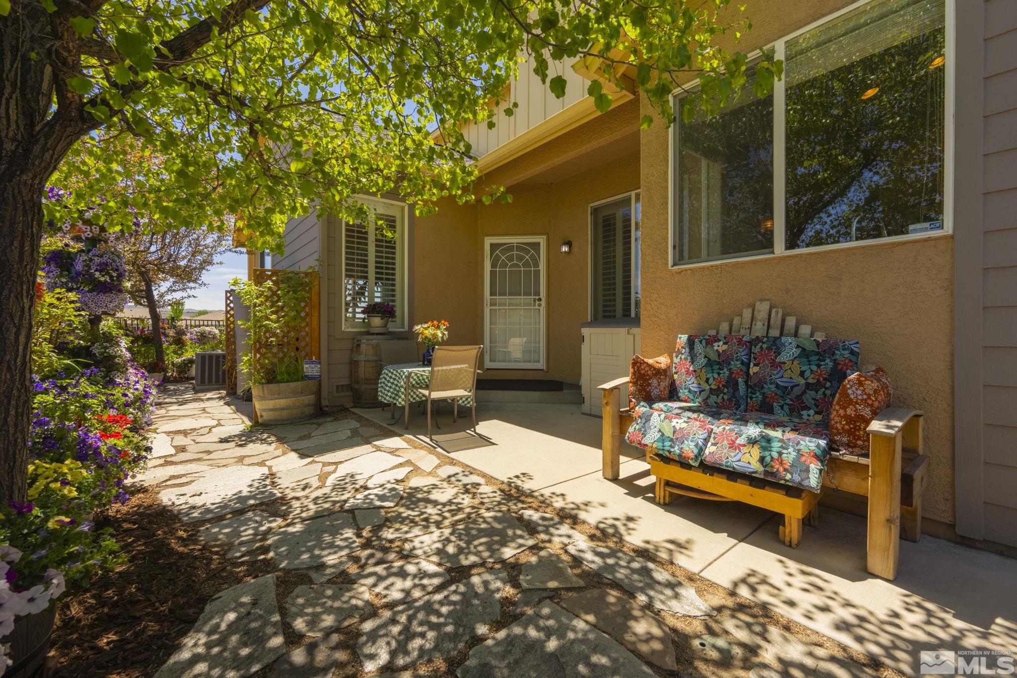 Photo #6: 240005795 Listing 