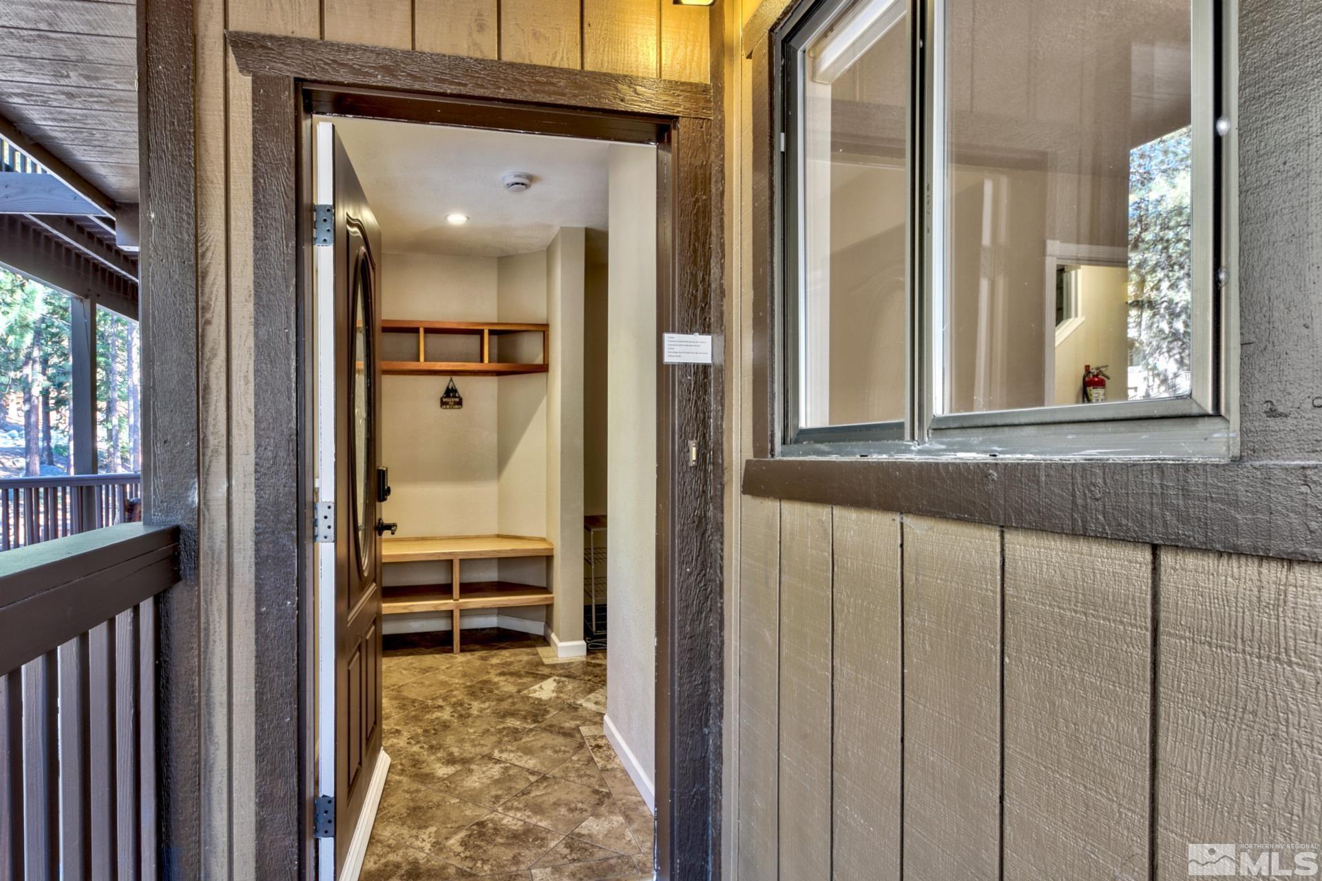 Photo #2: 240005869 Listing 