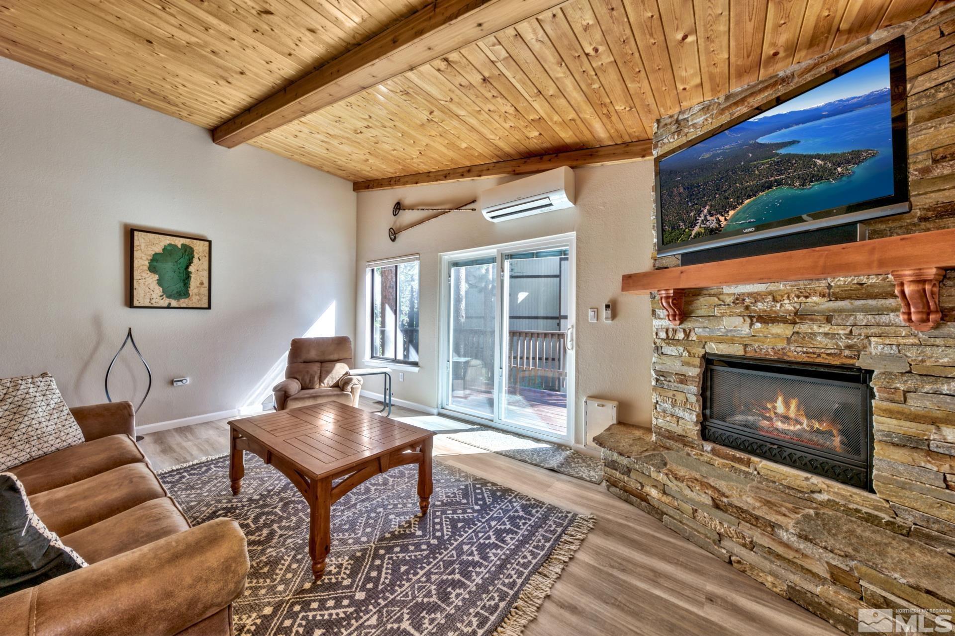 Photo #4: 240005869 Listing 