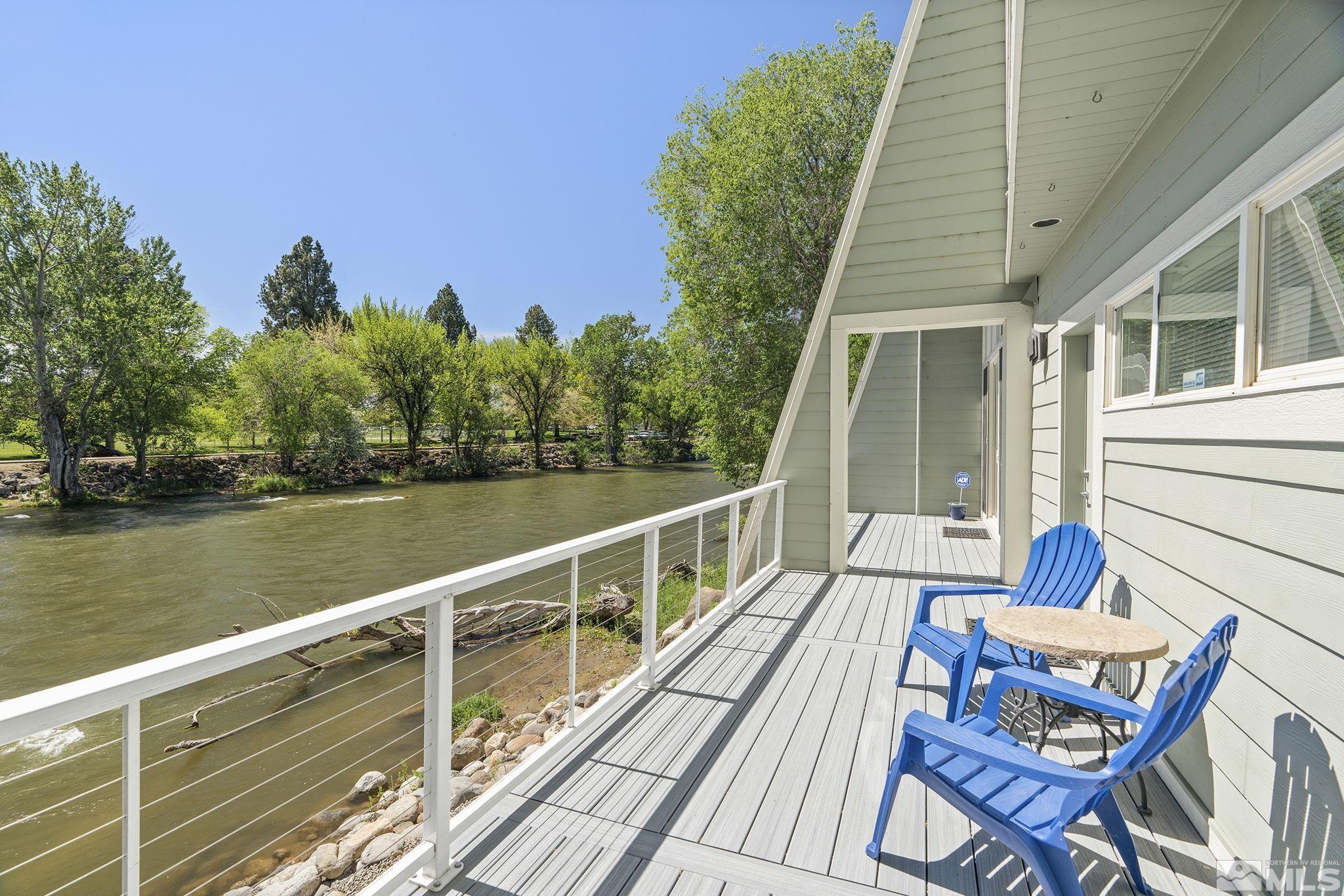 Photo #4: 240005874 Listing 