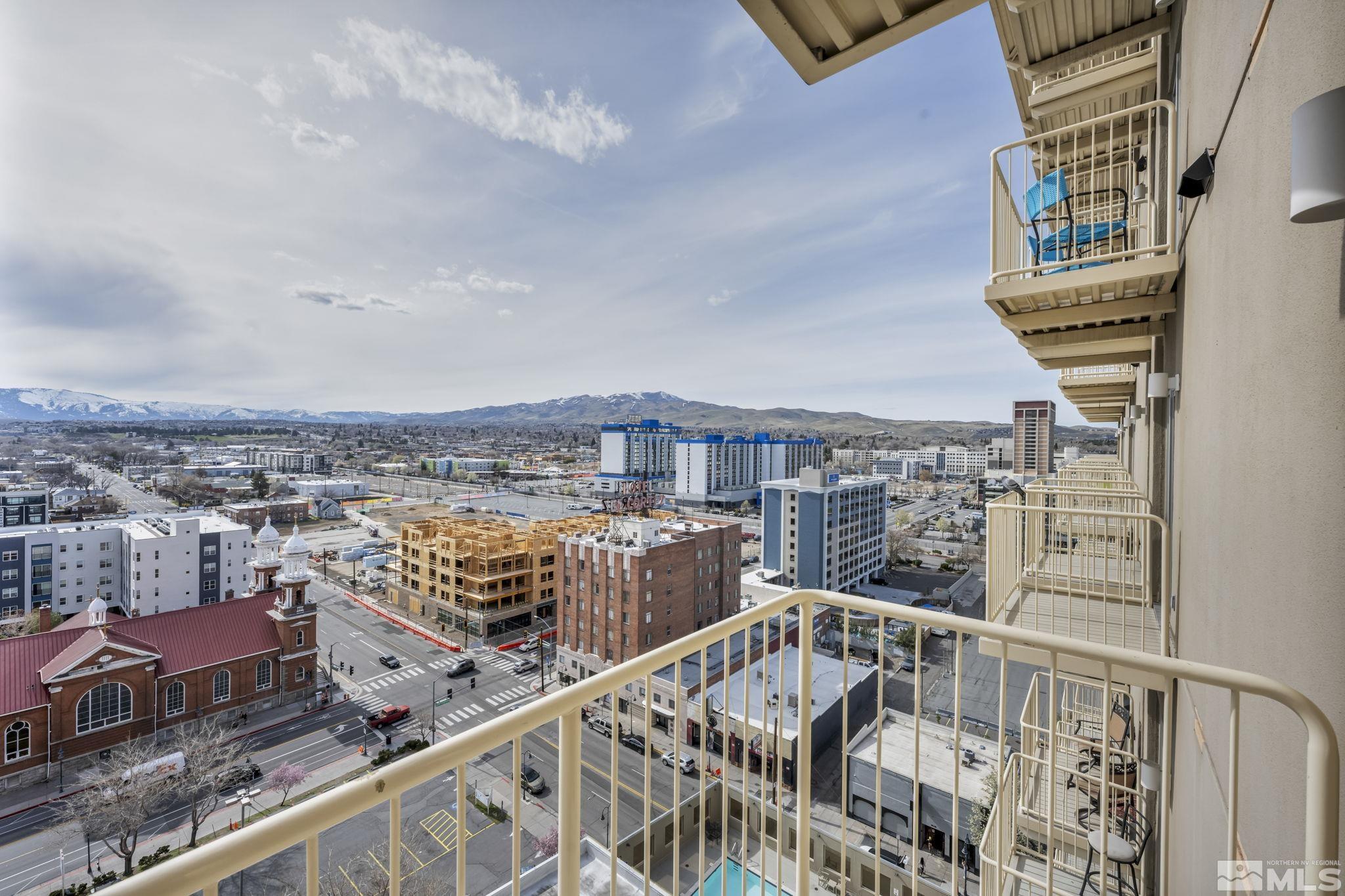 Photo #3: 240005886 Listing 
