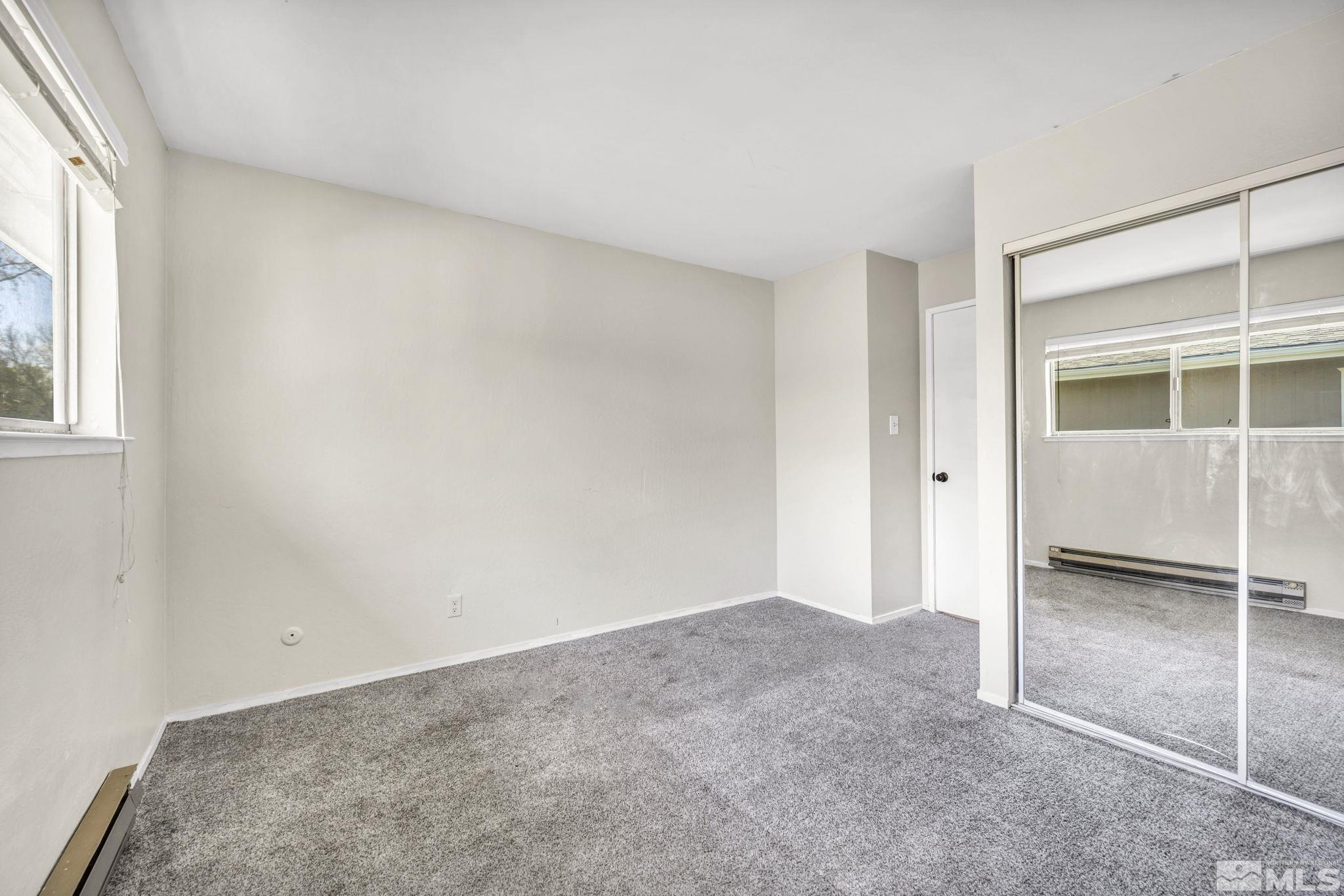 Photo #5: 240005892 Listing 