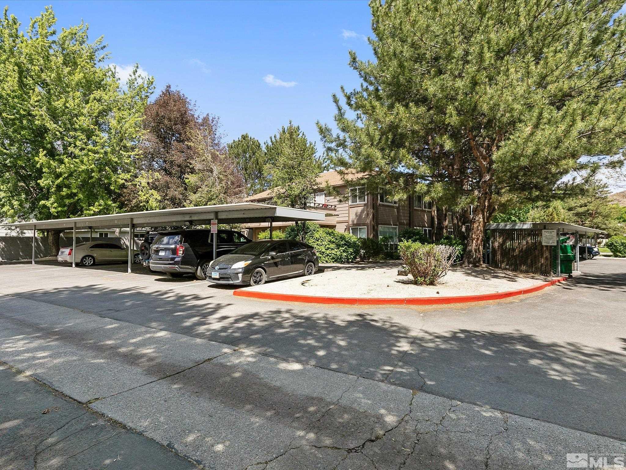 Photo #3: 240006138 Listing 