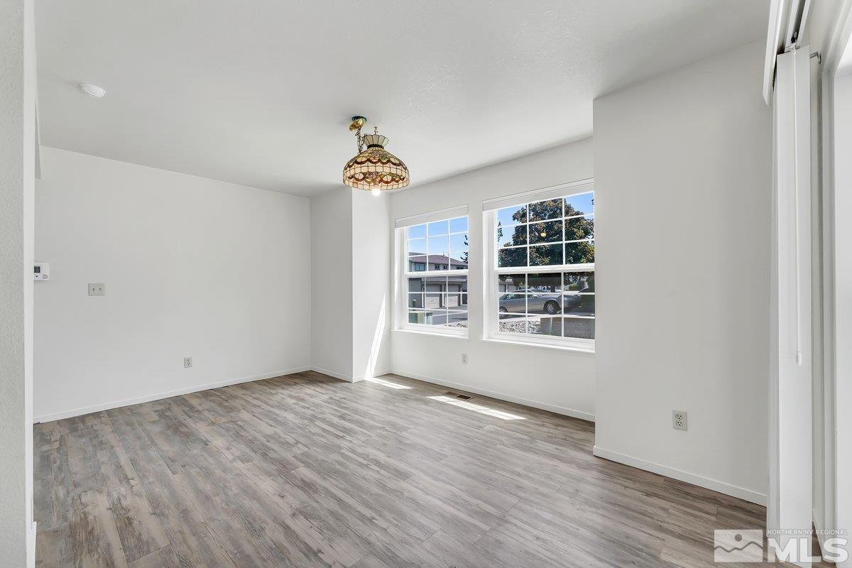 Photo #6: 240006203 Listing 