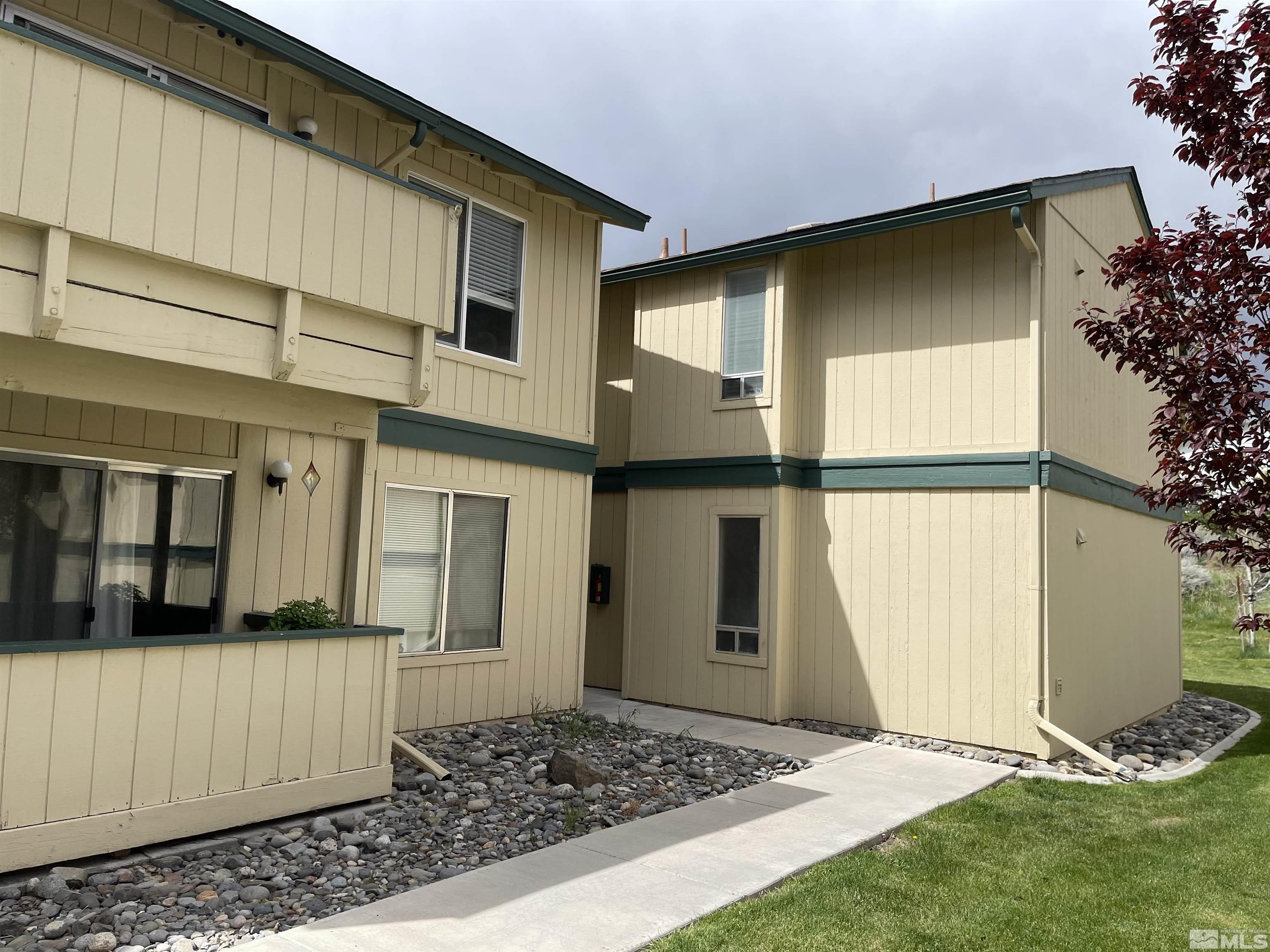Photo #2: 240006232 Listing 