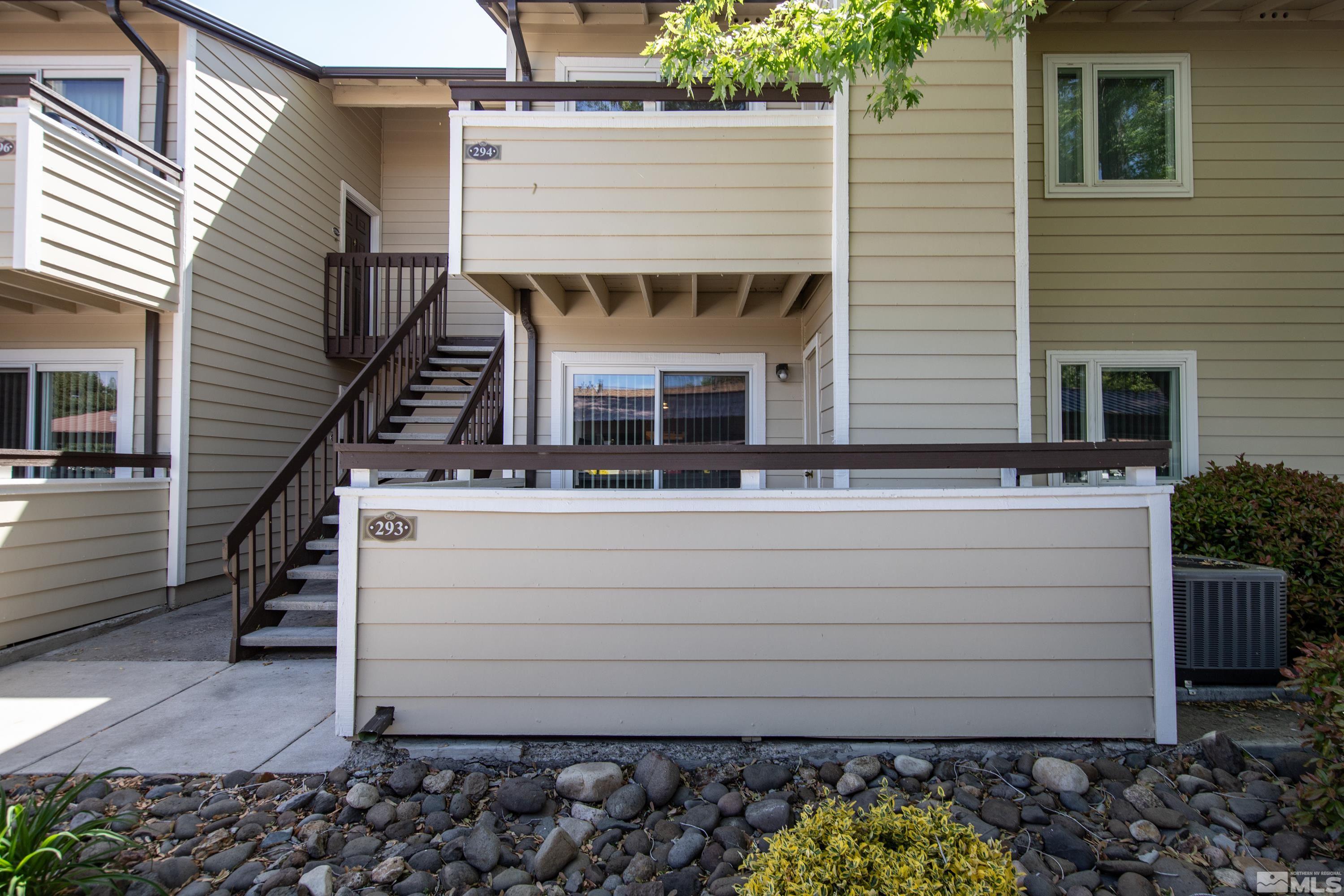 Photo #3: 240006360 Listing 
