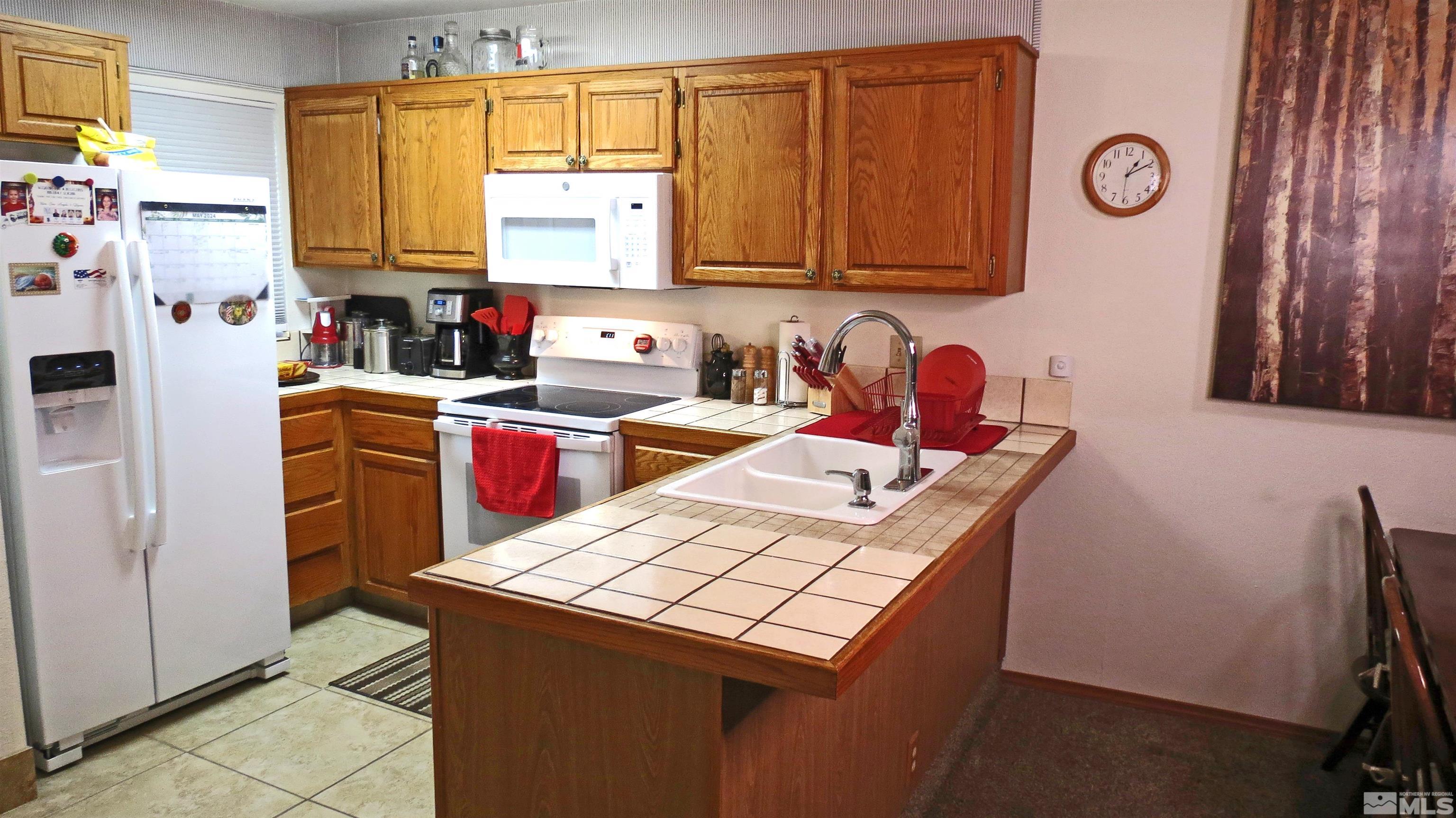 Photo #4: 240006431 Listing 