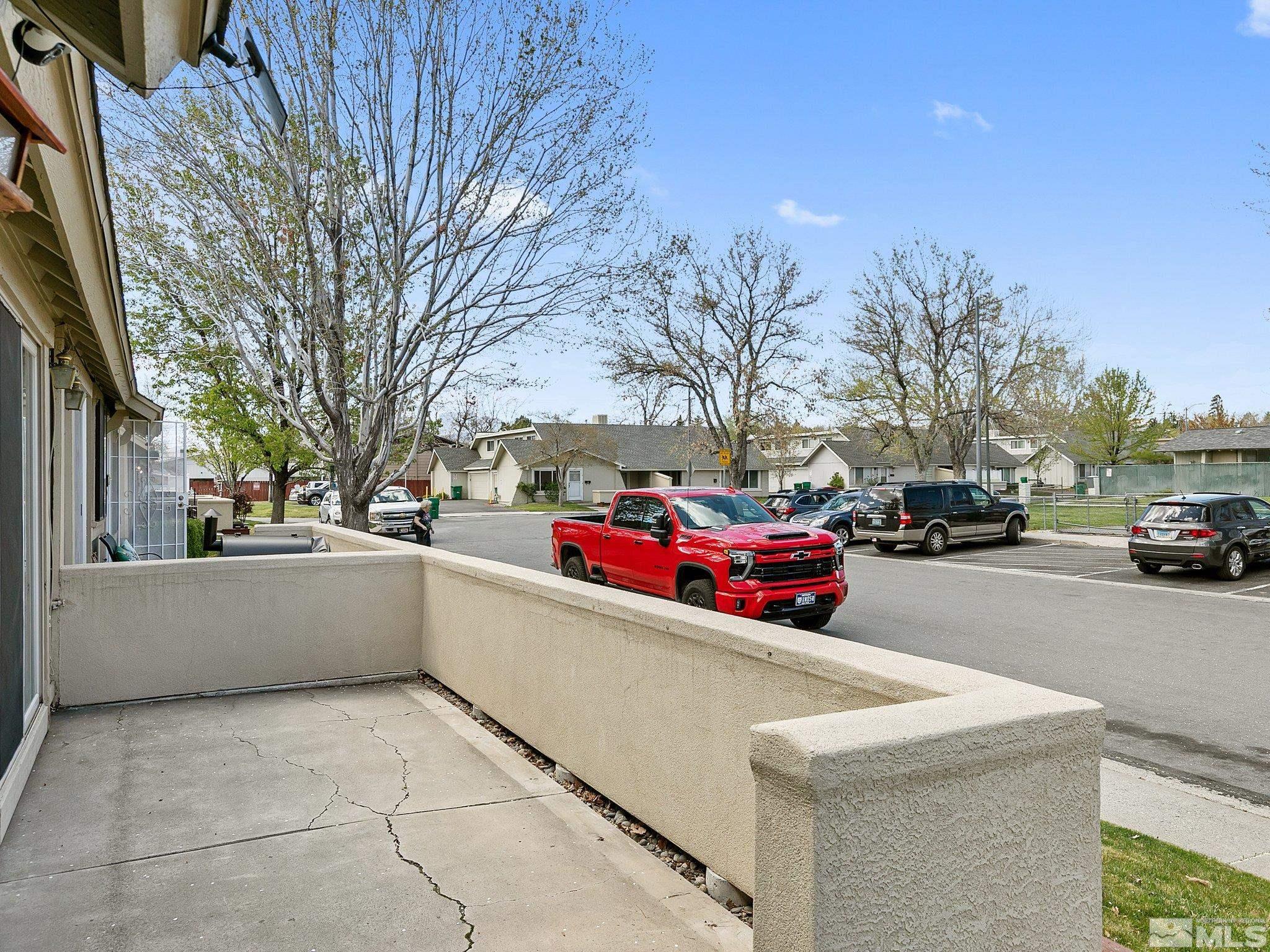Photo #5: 240006575 Listing 
